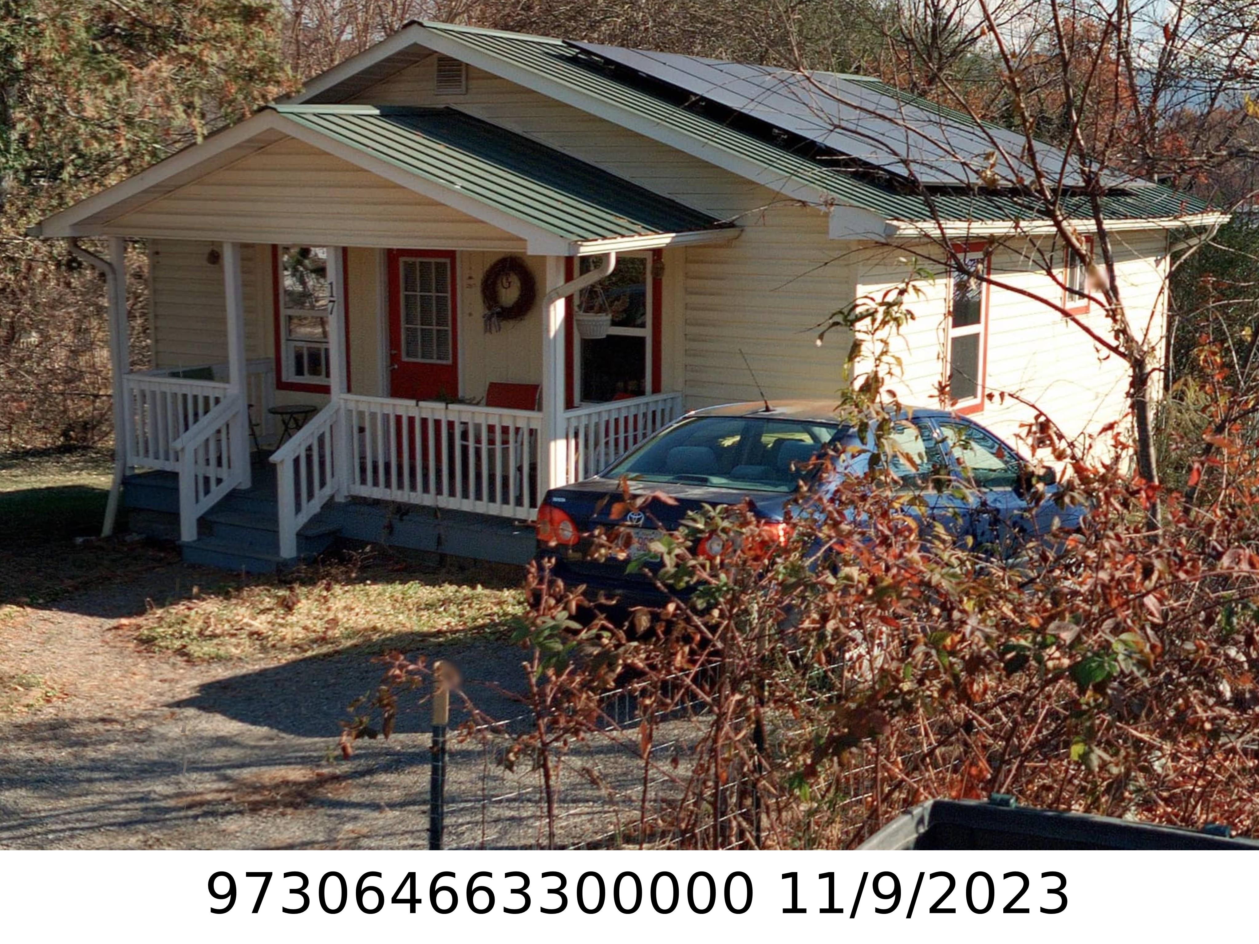 A picture of the property located at 17 MCPHERSON ST, ASHEVILLE NC 28804.