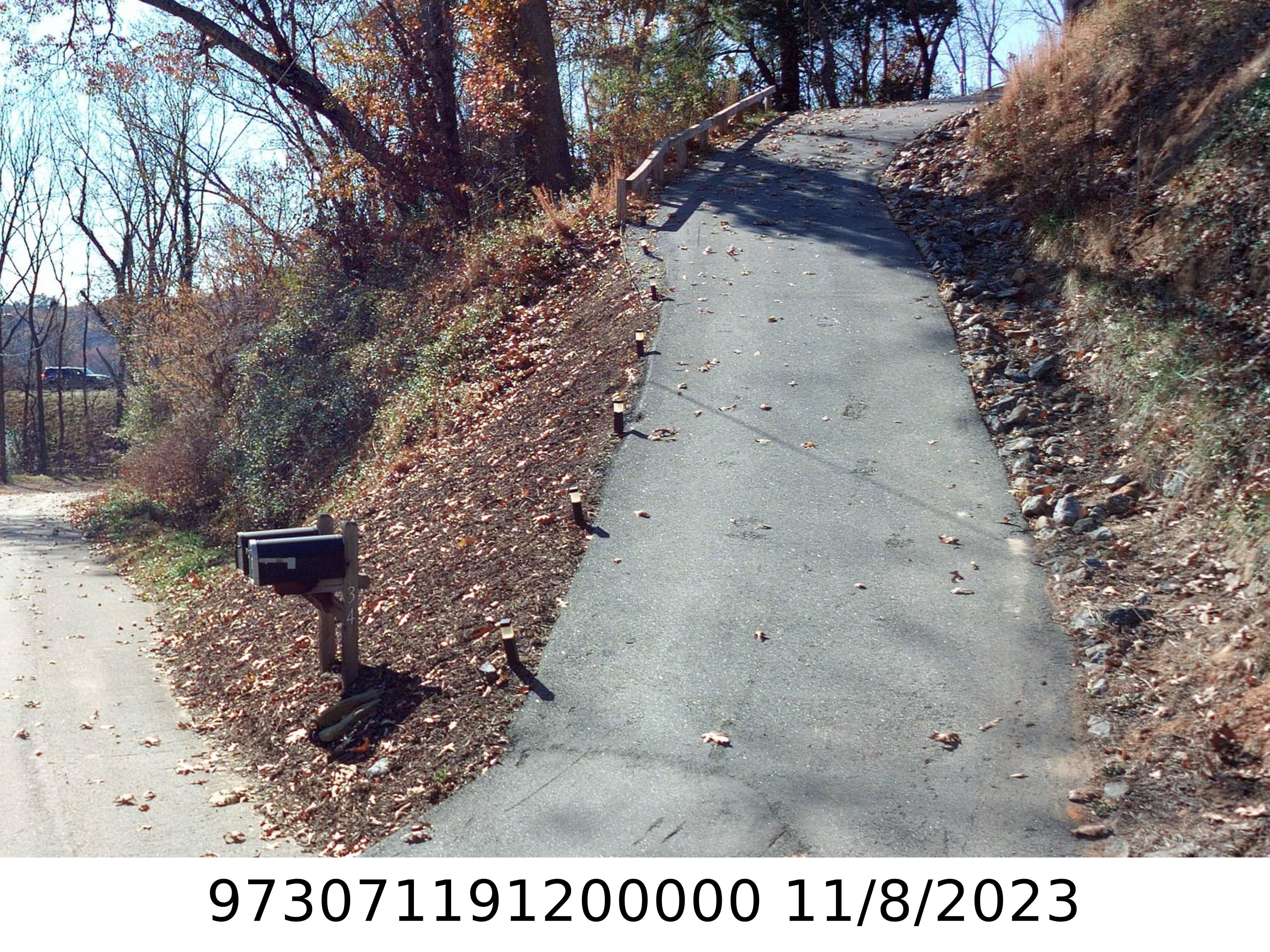 A picture of the property located at 30 WALNUT LN, ASHEVILLE NC 28804.