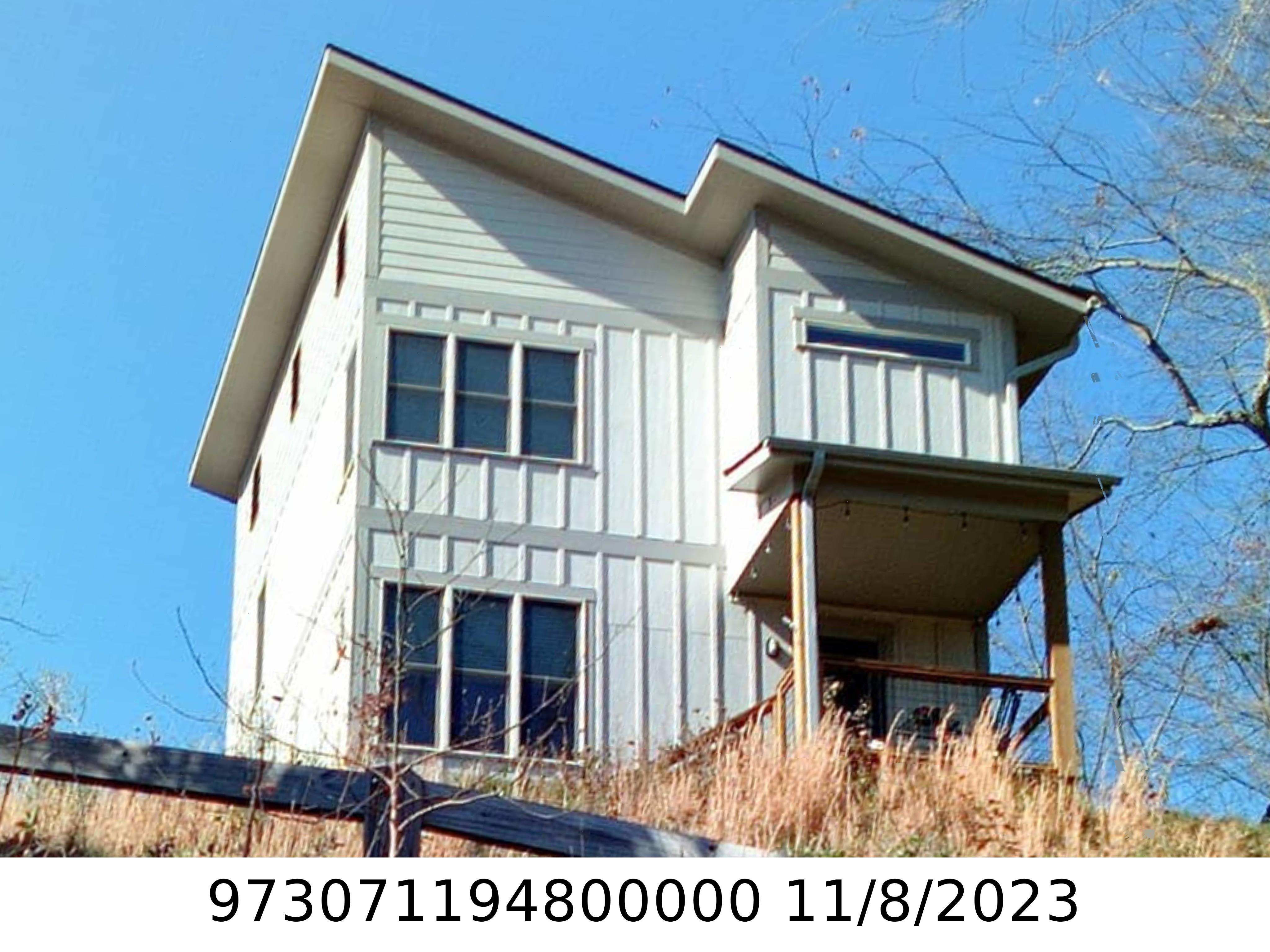 A picture of the property located at 34 WALNUT LN, ASHEVILLE NC 28804.