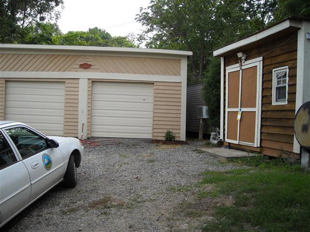 A picture of the property located at 47 WALNUT LN, ASHEVILLE NC 28804.