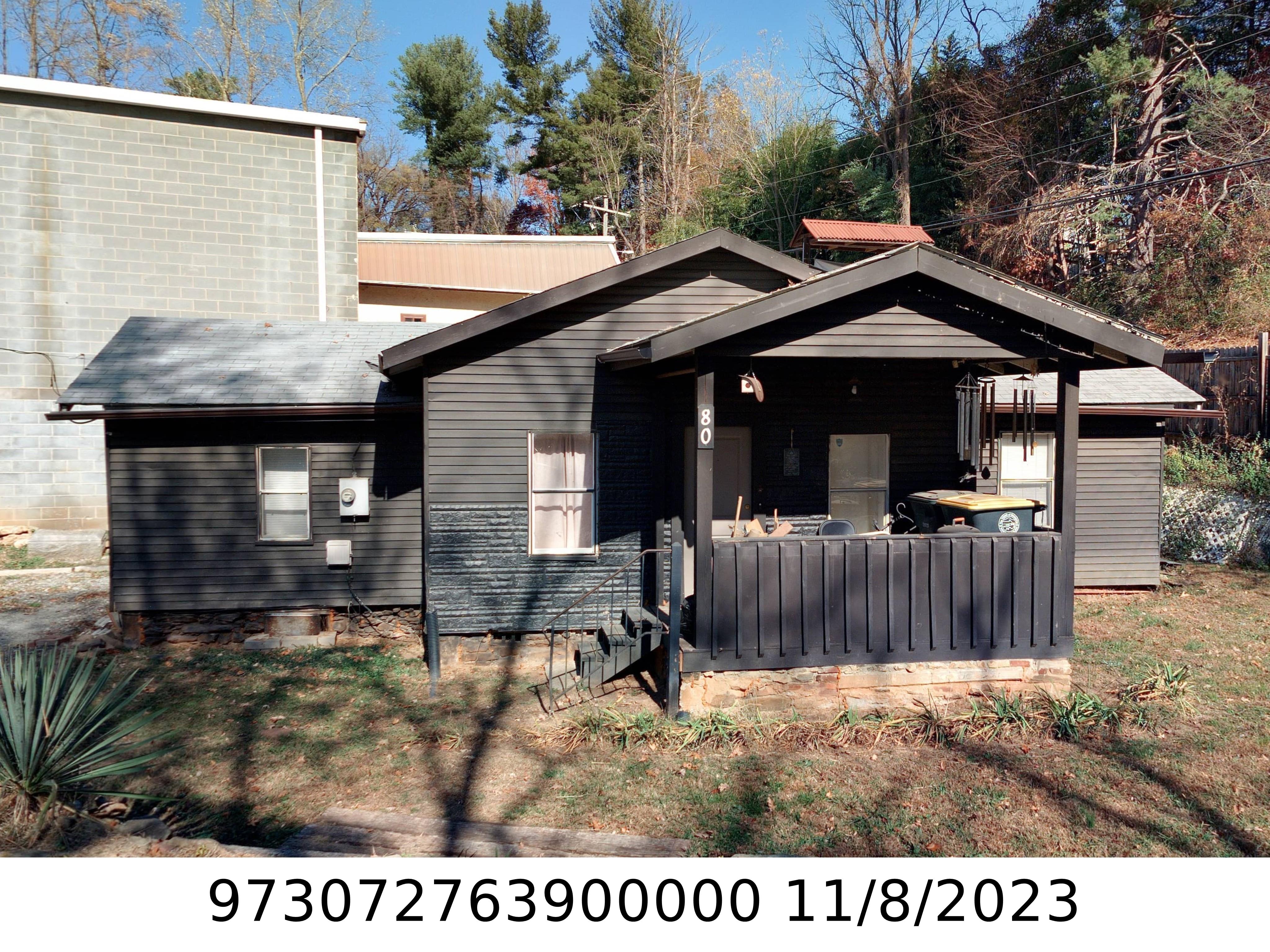 A picture of the property located at 80 WALNUT LN, ASHEVILLE NC 28804.