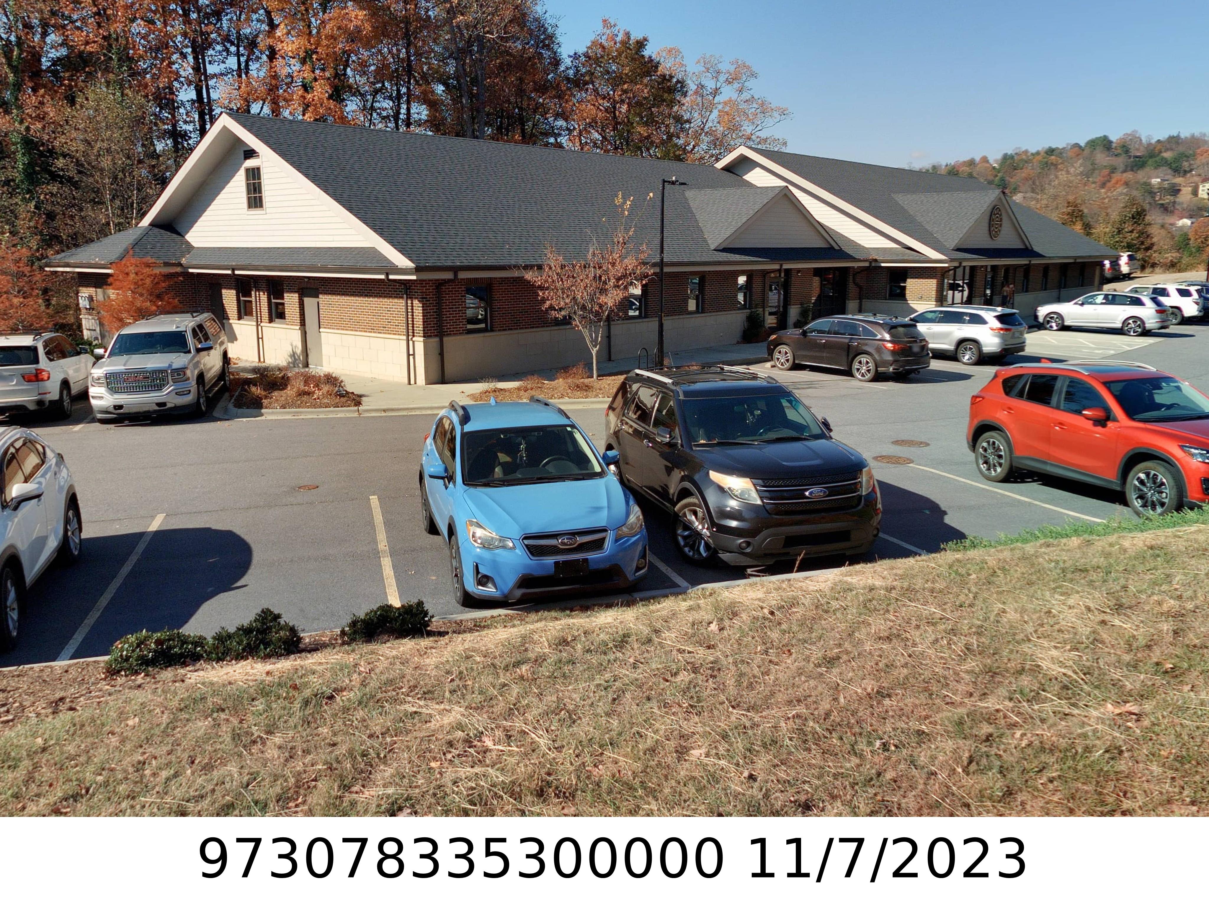 A picture of the property located at 94 N MERRIMON AVE, ASHEVILLE NC 28804.
