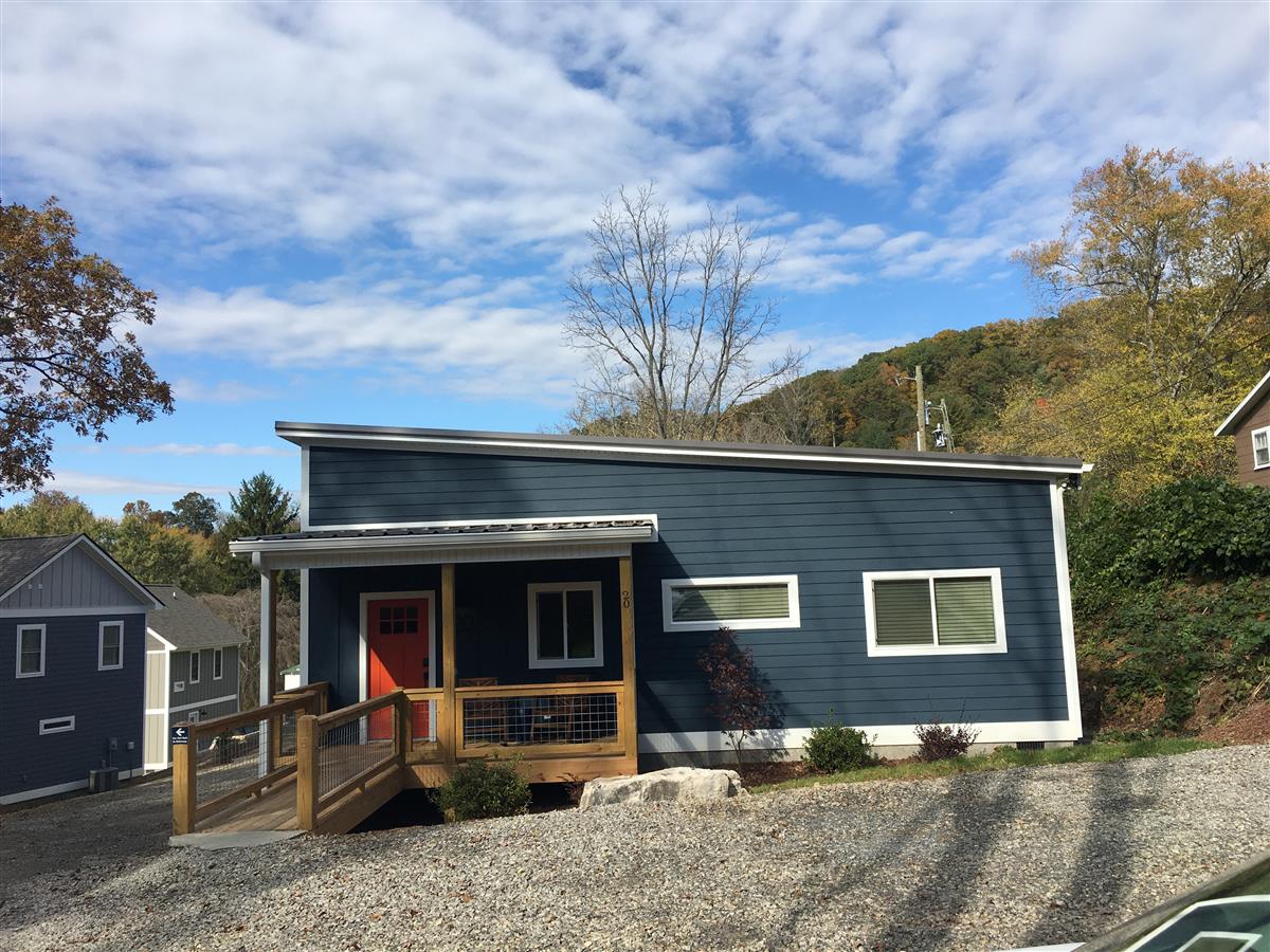 A picture of the property located at 22 GARDEN RD, ASHEVILLE NC 28804.