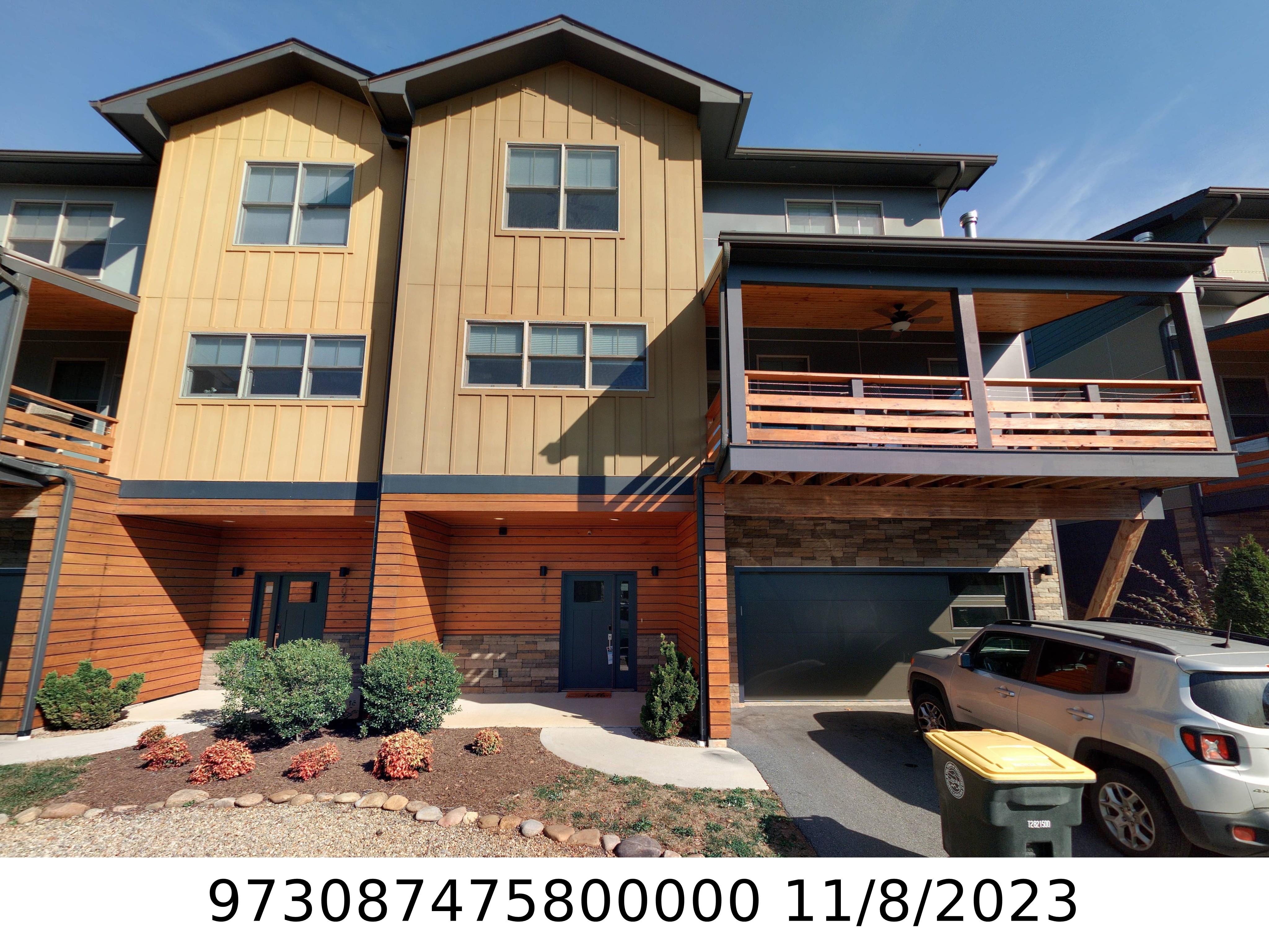 A picture of the property located at 204 JOSEPHINE LN, ASHEVILLE NC 28804.