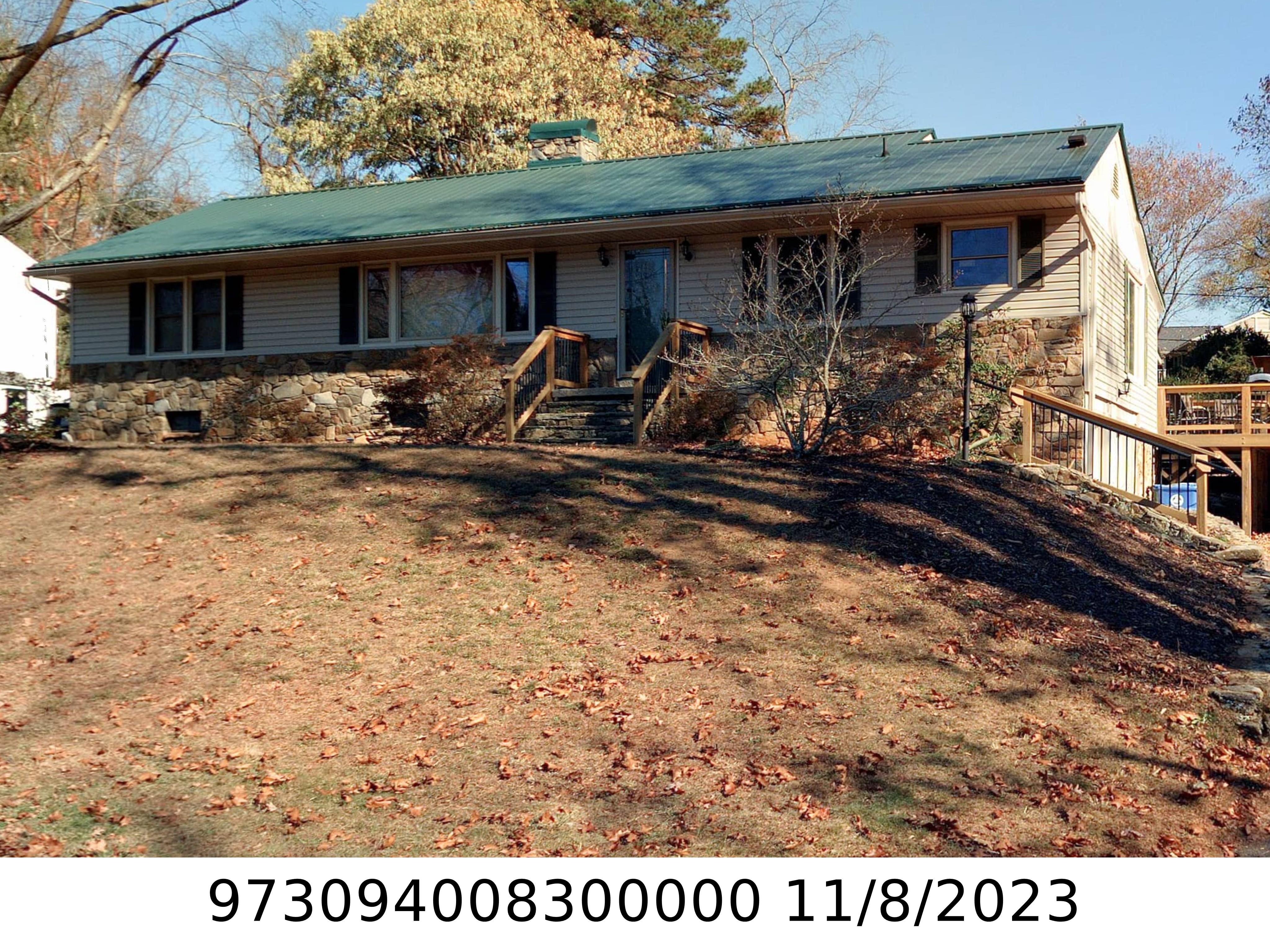 A picture of the property located at 1 ALCLARE DR, ASHEVILLE NC 28804.
