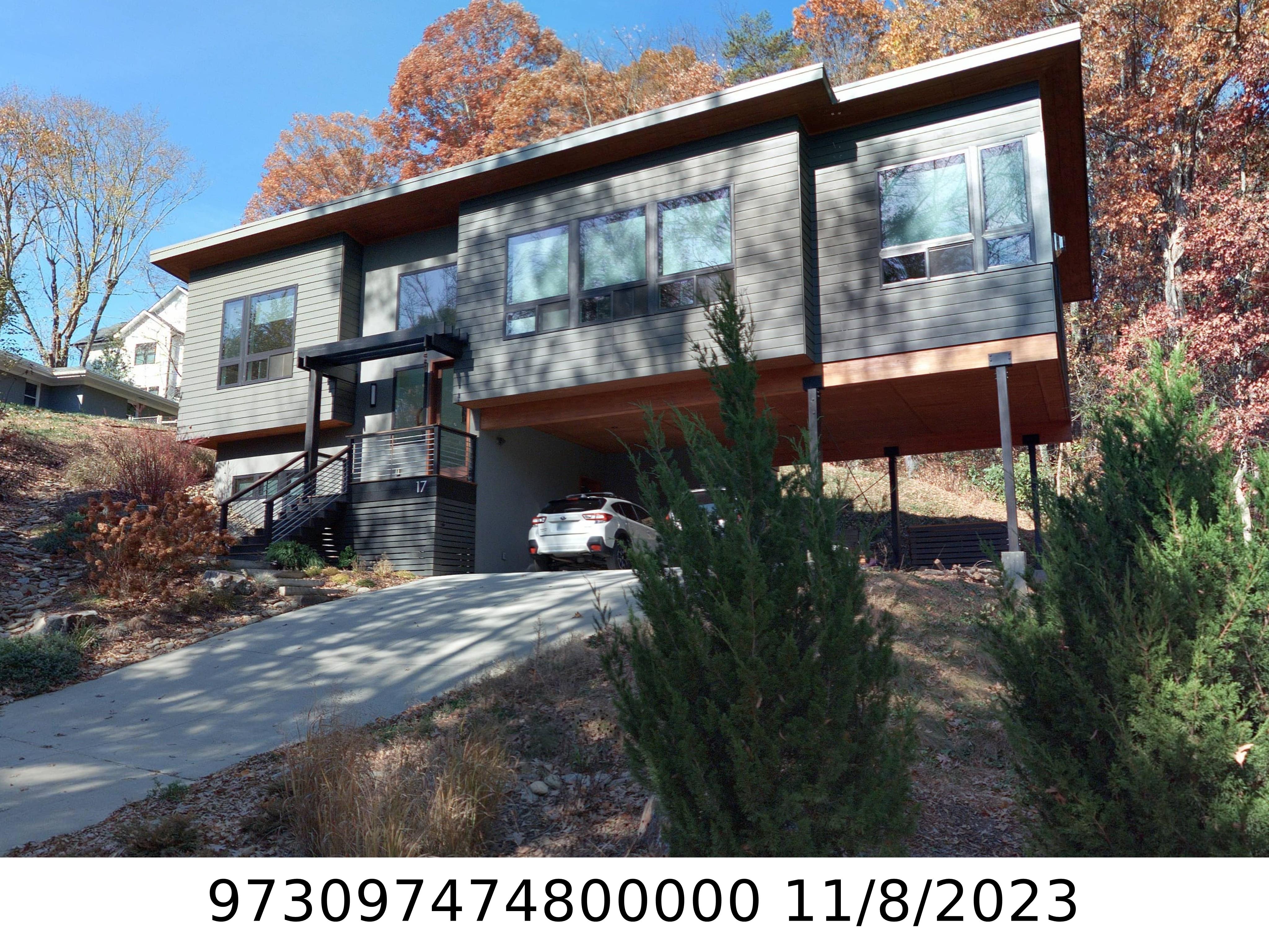 A picture of the property located at 17 MAYFIELD RD, ASHEVILLE NC 28804.