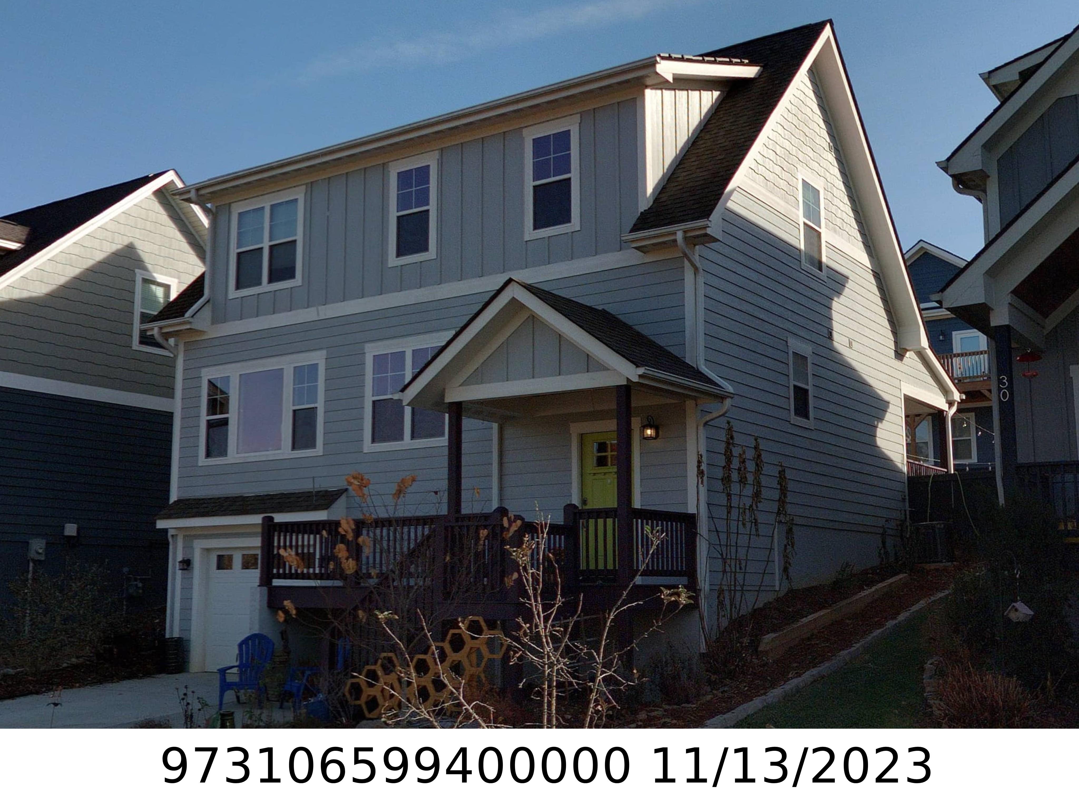 A picture of the property located at 28 GREENWOOD FIELDS DR, ASHEVILLE NC 28804.