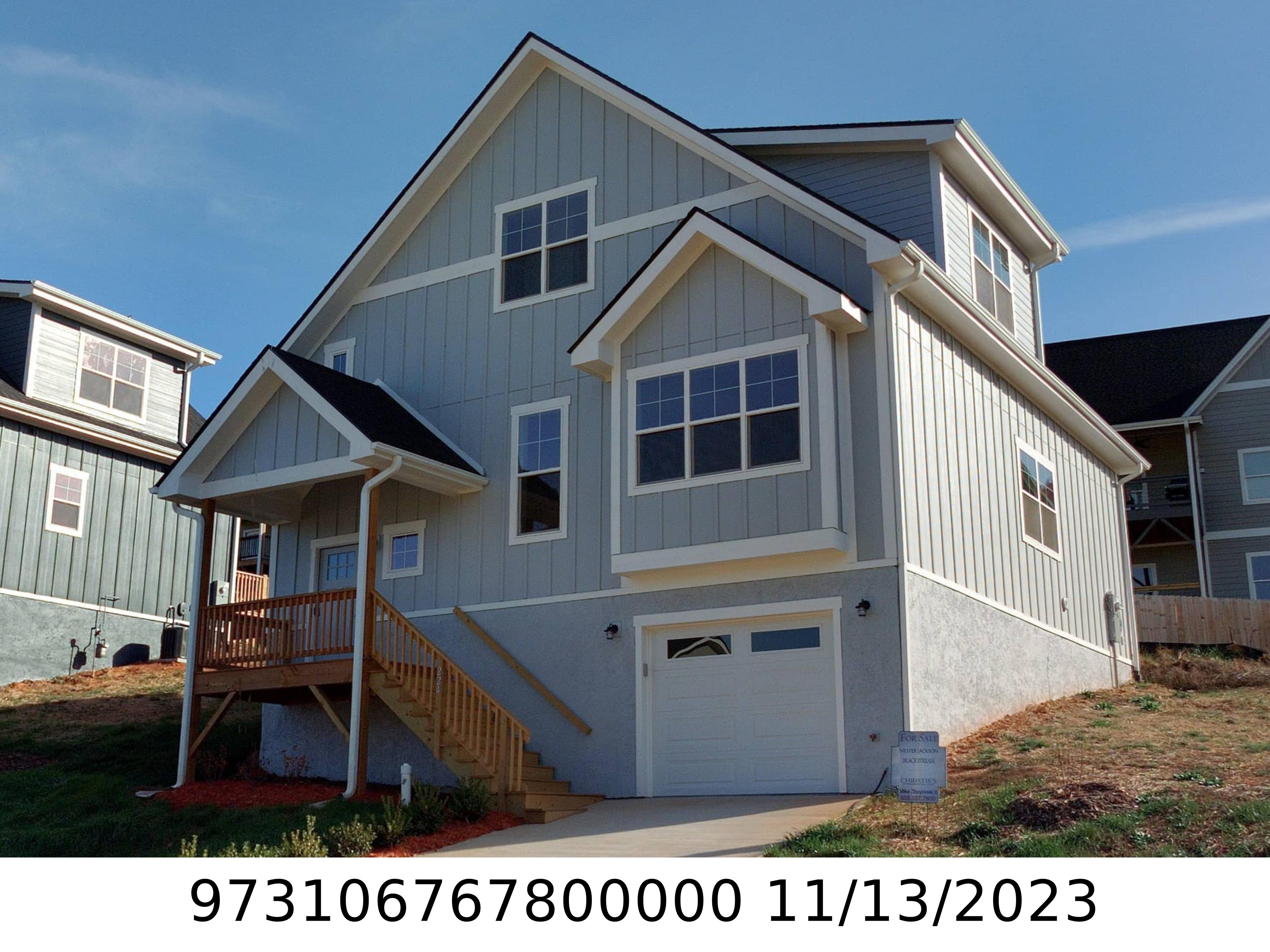 A picture of the property located at 224 OAK MEADOW LN, ASHEVILLE NC 28804.