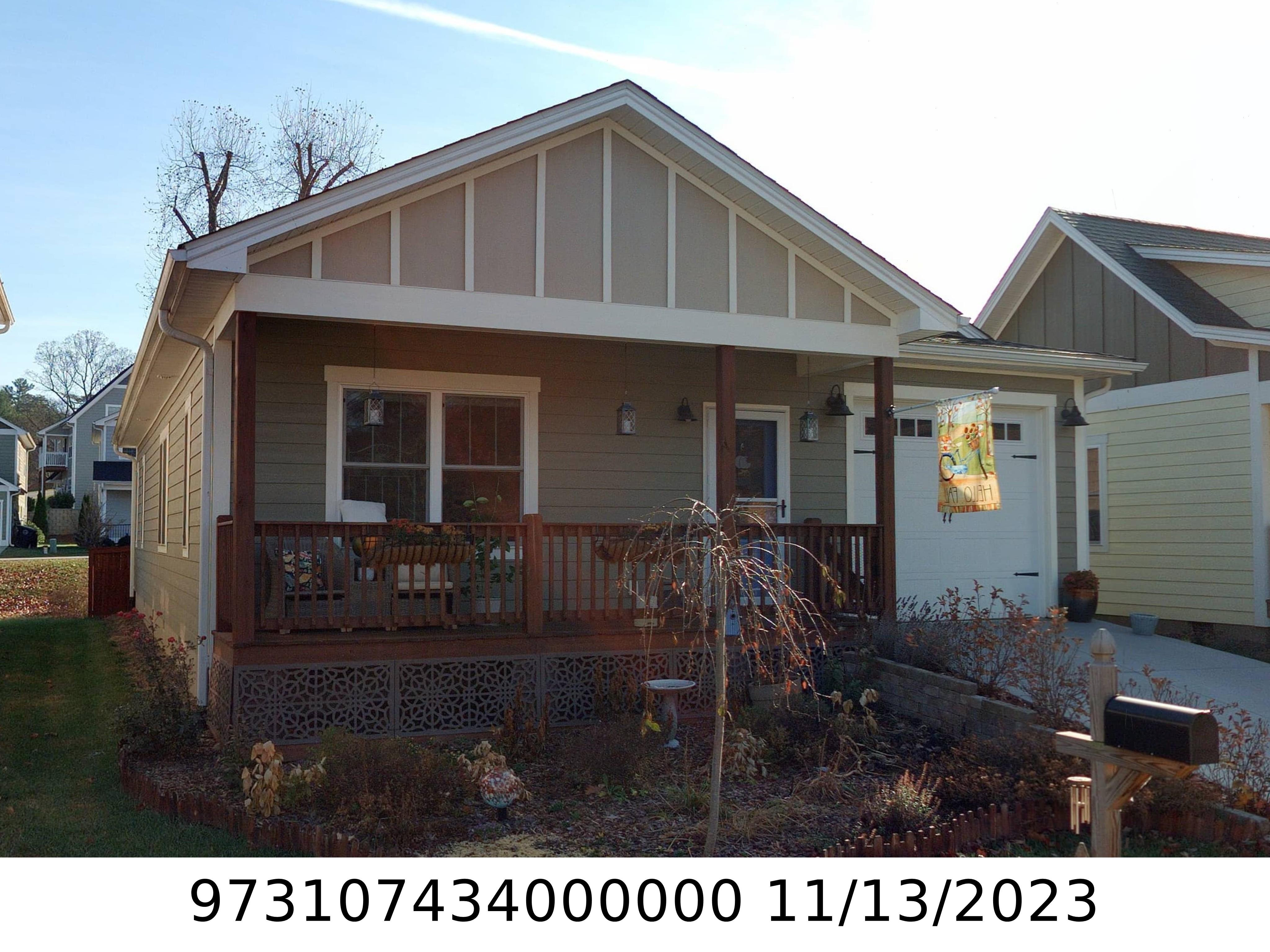 A picture of the property located at 112 GREEN CREEK LOOP, ASHEVILLE NC 28804.