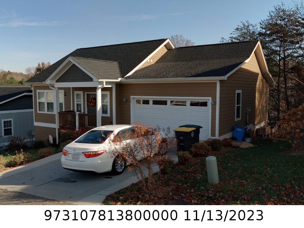 A picture of the property located at 105 GREENWOOD FIELDS DR, ASHEVILLE NC 28804.