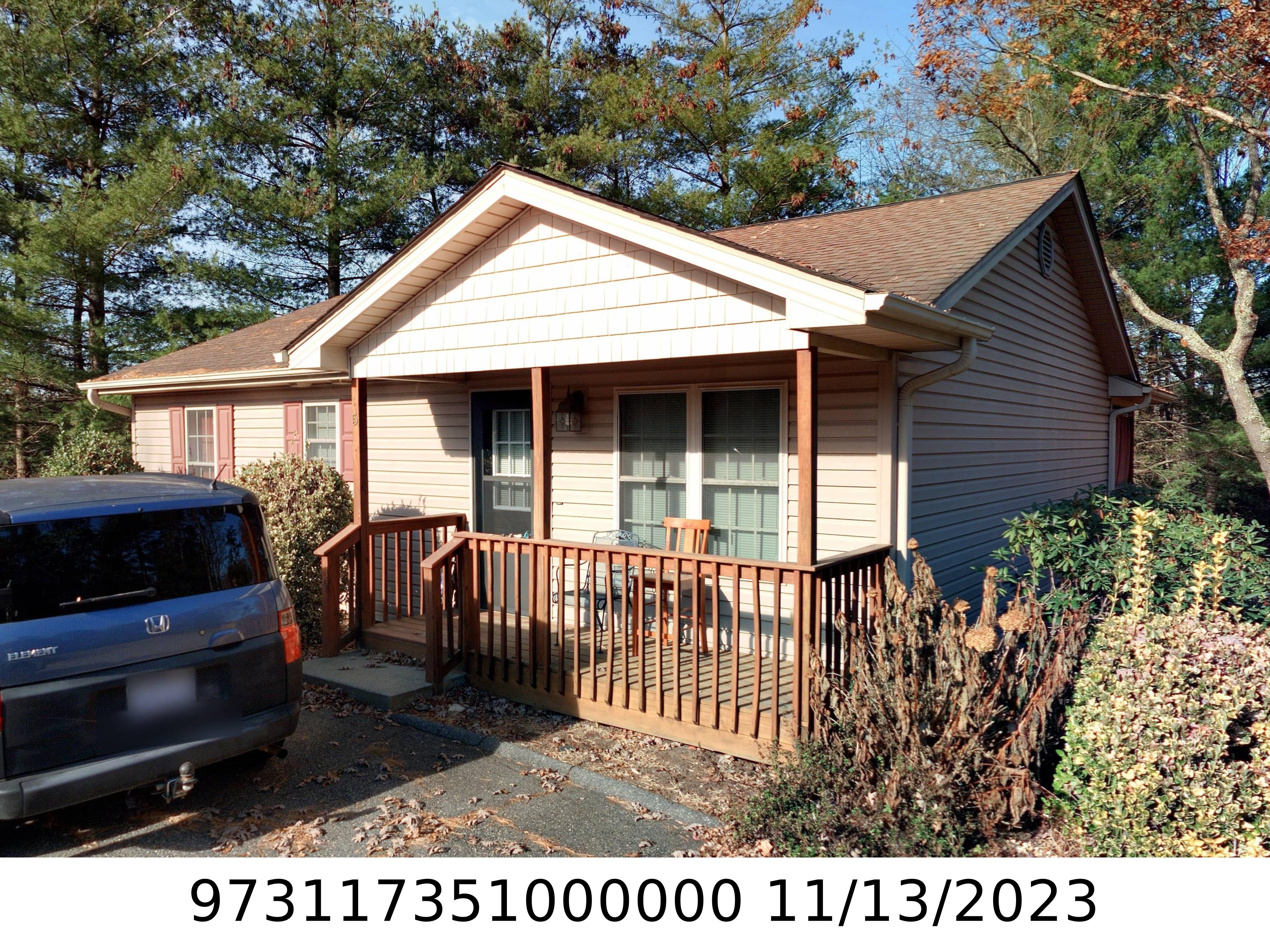 A picture of the property located at 5 BUCKSHOT RIDGE DR, ASHEVILLE NC 28804.