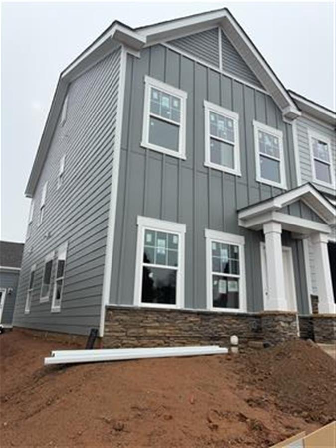 A picture of the property located at 137 CHERRY SPRINGS LN, ASHEVILLE NC 28804.