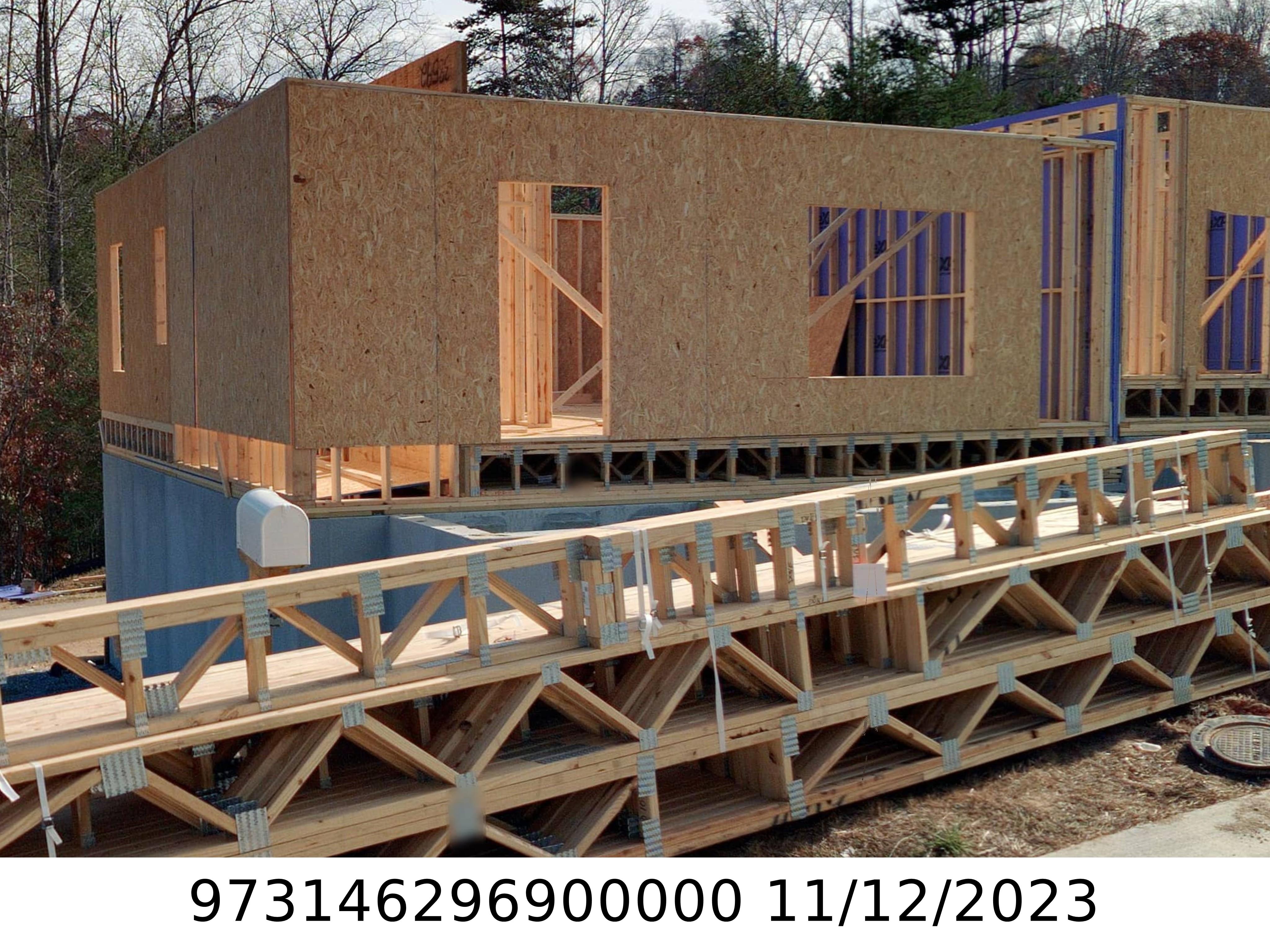 A picture of the property located at 65 WALNUT SPRINGS DR, ASHEVILLE NC 28804.