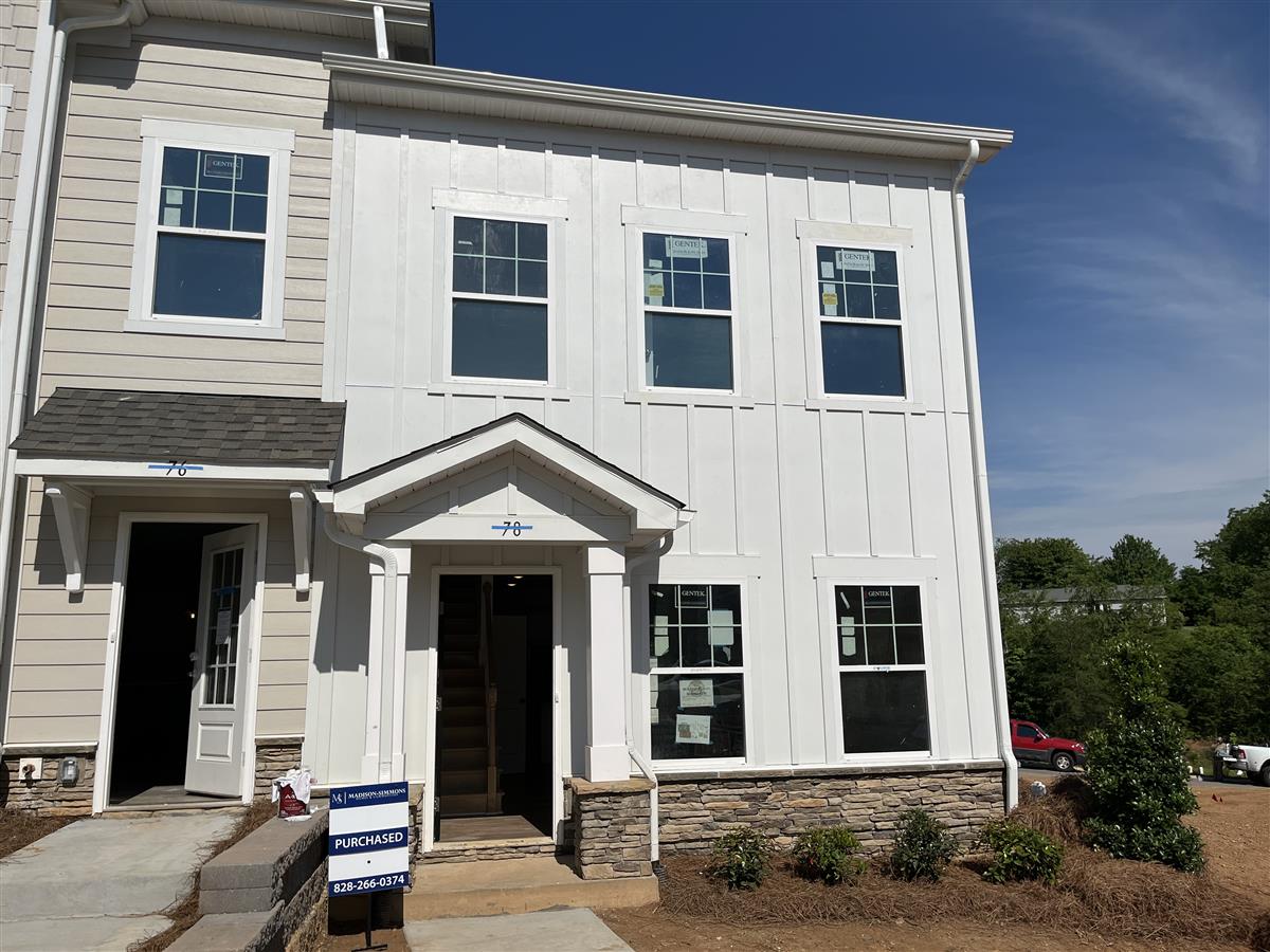 A picture of the property located at 78 WALNUT SPRINGS DR, ASHEVILLE NC 28804.