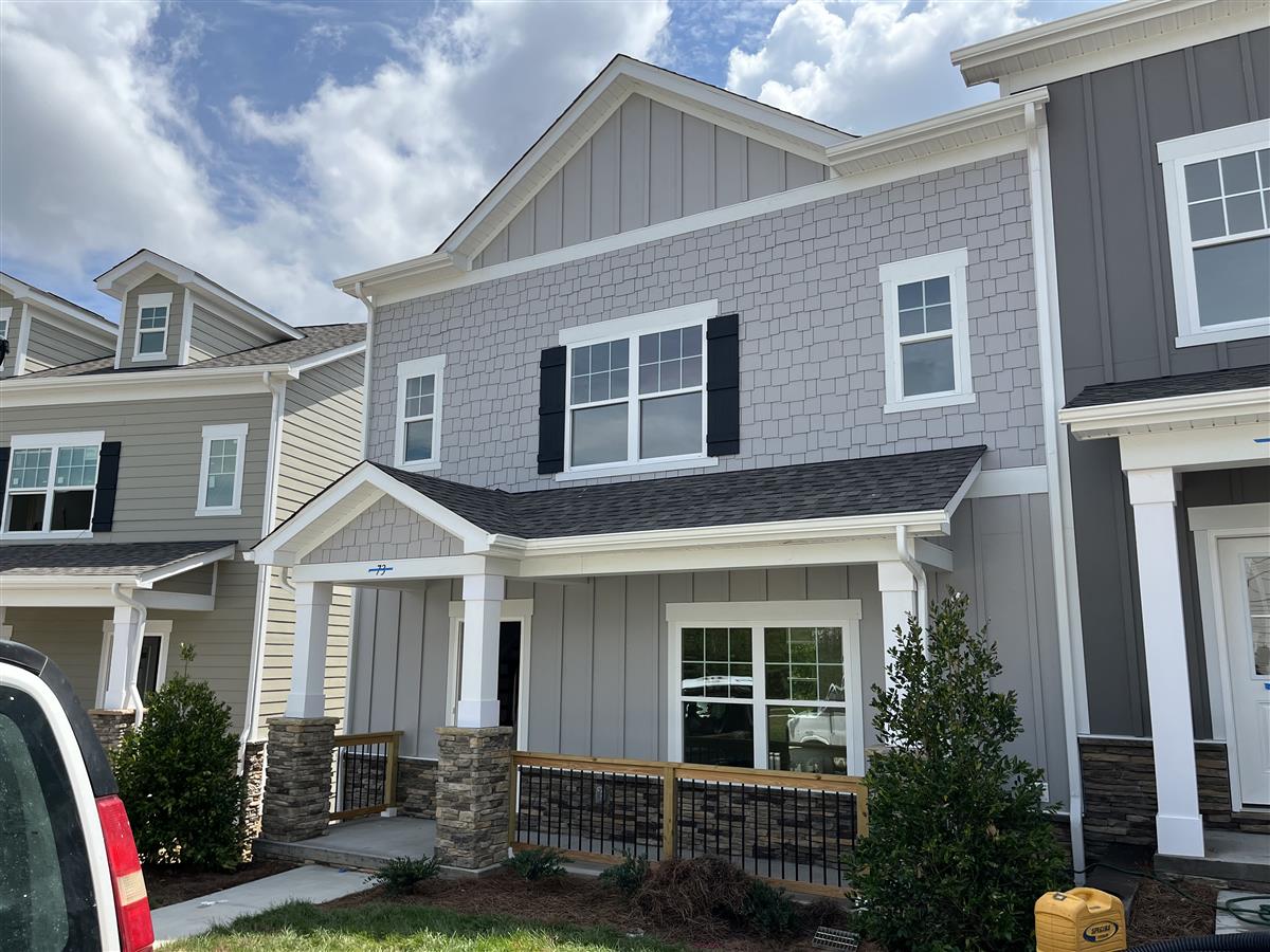 A picture of the property located at 73 WALNUT SPRINGS DR, ASHEVILLE NC 28804.