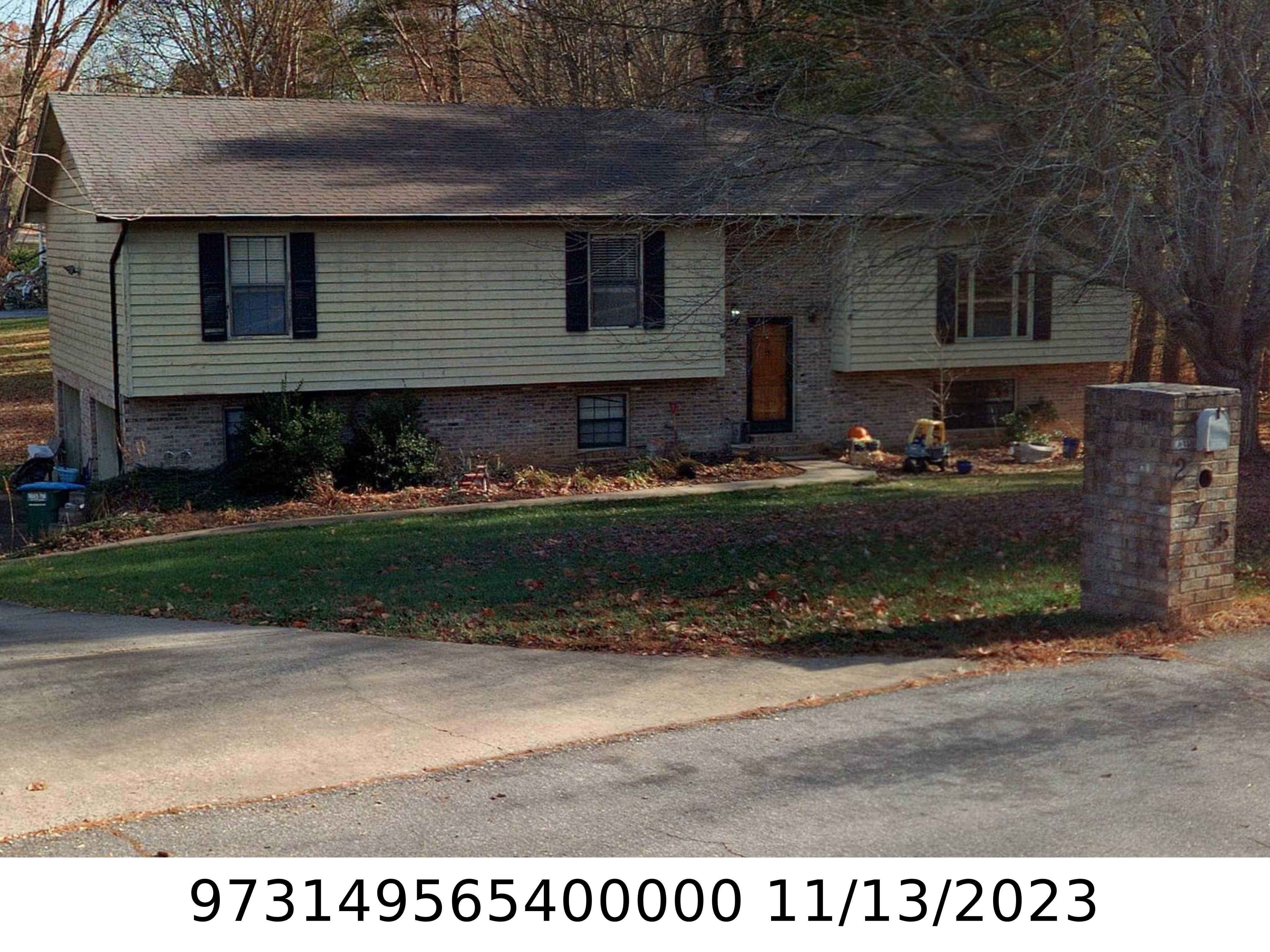 A picture of the property located at 275 WOODY LN, ASHEVILLE NC 28804.