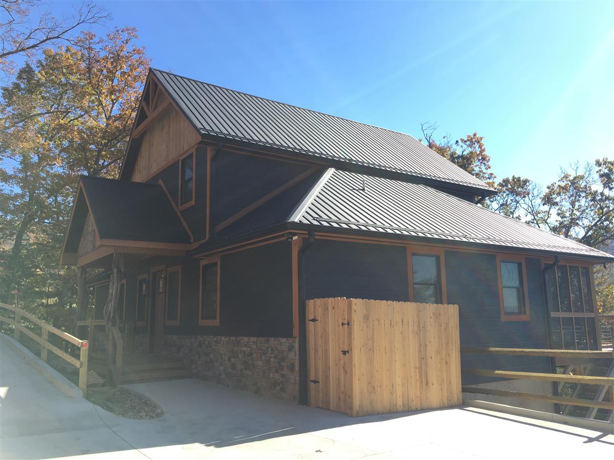 A picture of the property located at 200 MOSTERT DR, ASHEVILLE NC 28804.