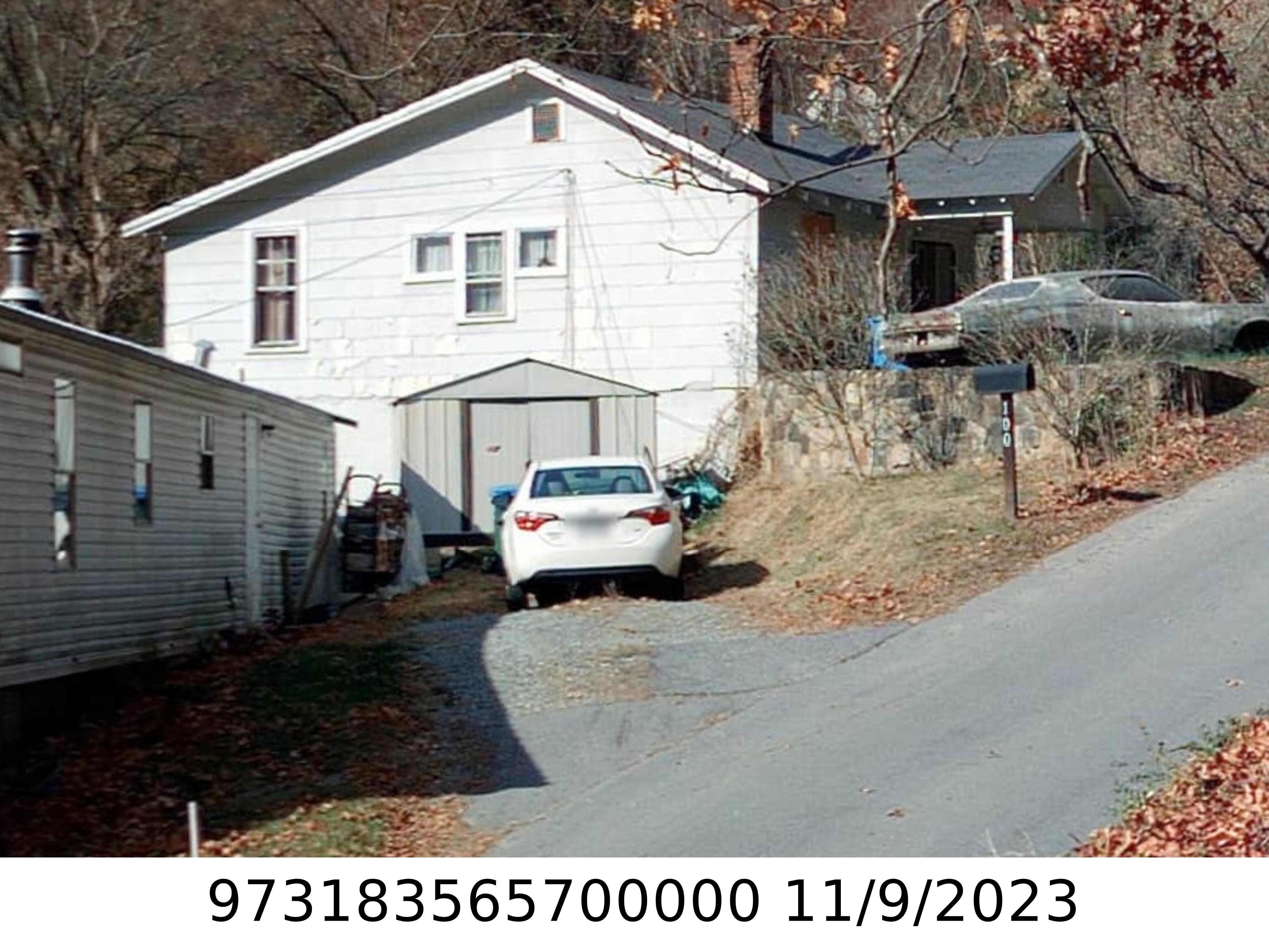 A picture of the property located at 104 BAIRD COVE LN, ASHEVILLE NC 28804.
