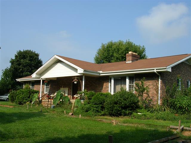 A picture of the property located at 769 AIKEN RD, ASHEVILLE NC 28804.