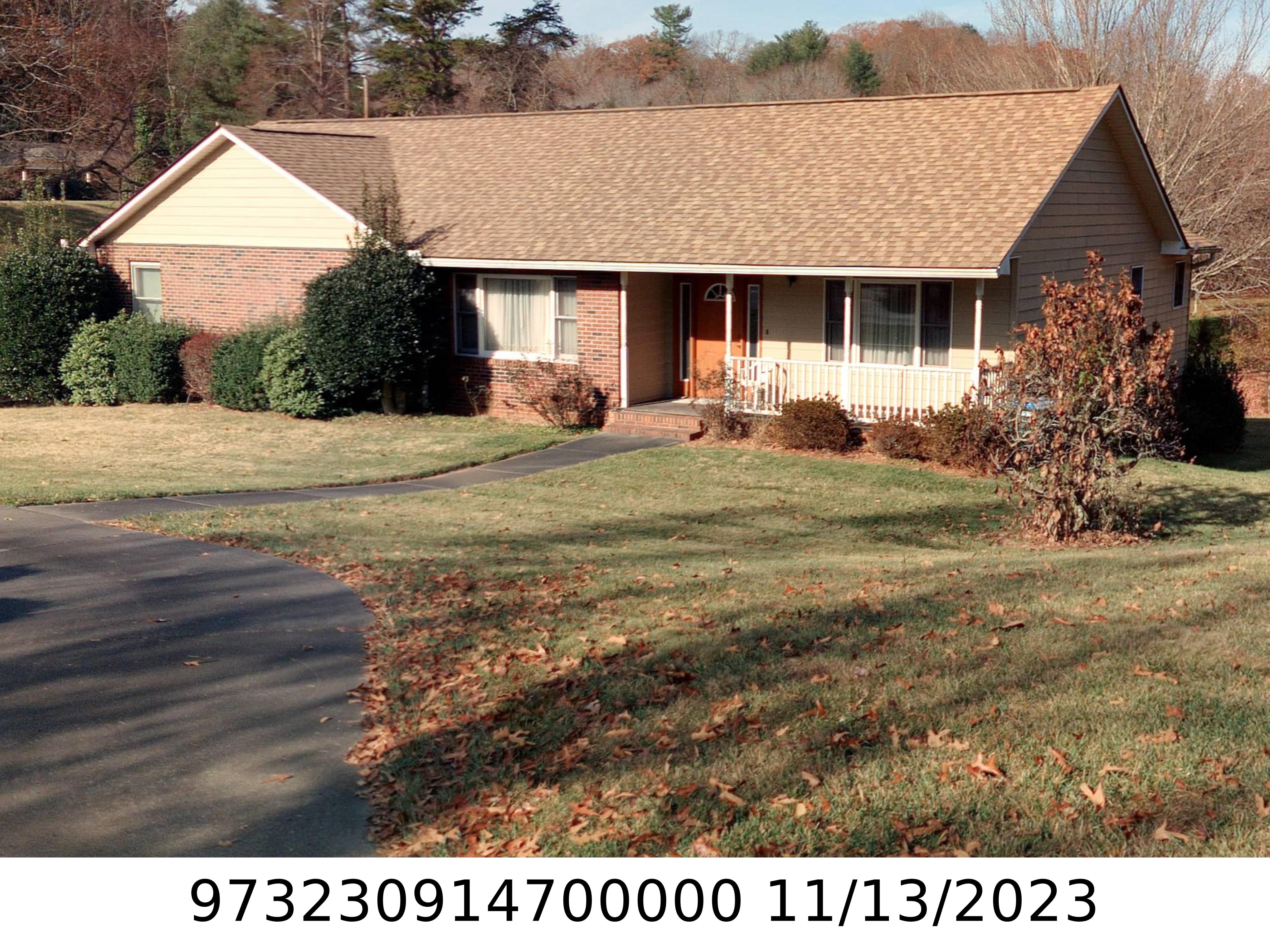 A picture of the property located at 1 FERN CREEK LN, ASHEVILLE NC 28804.