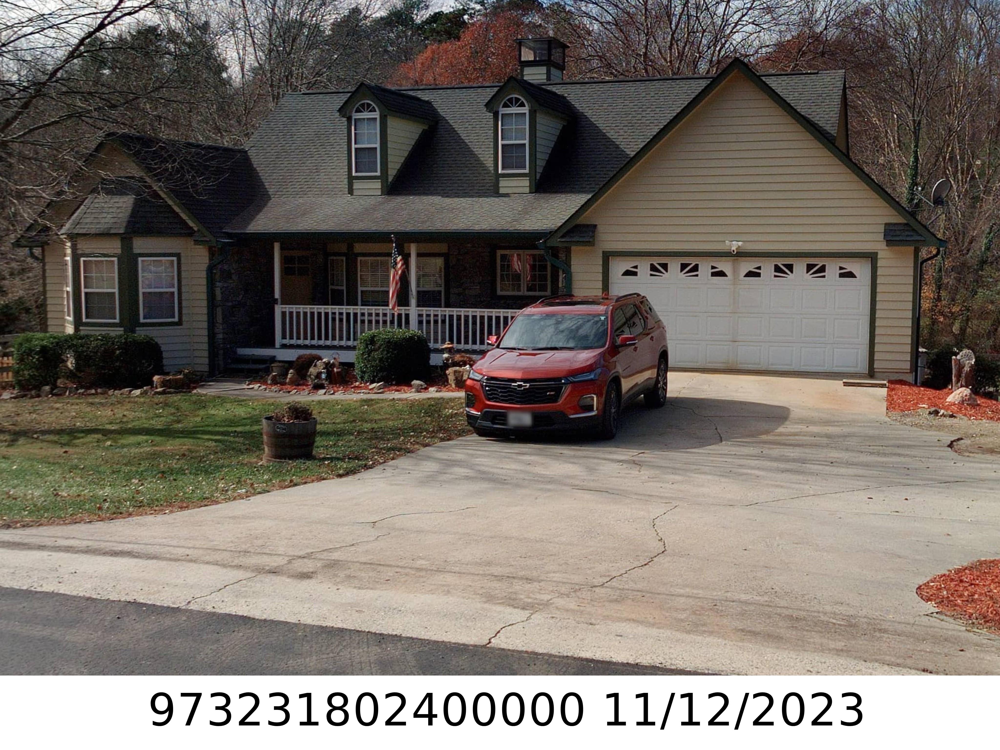 A picture of the property located at 112 WOODLAND HILLS RD, ASHEVILLE NC 28804.