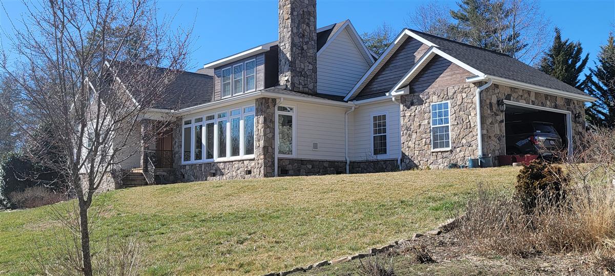 A picture of the property located at 38 SERENDIPITY TRL, ASHEVILLE NC 28804.