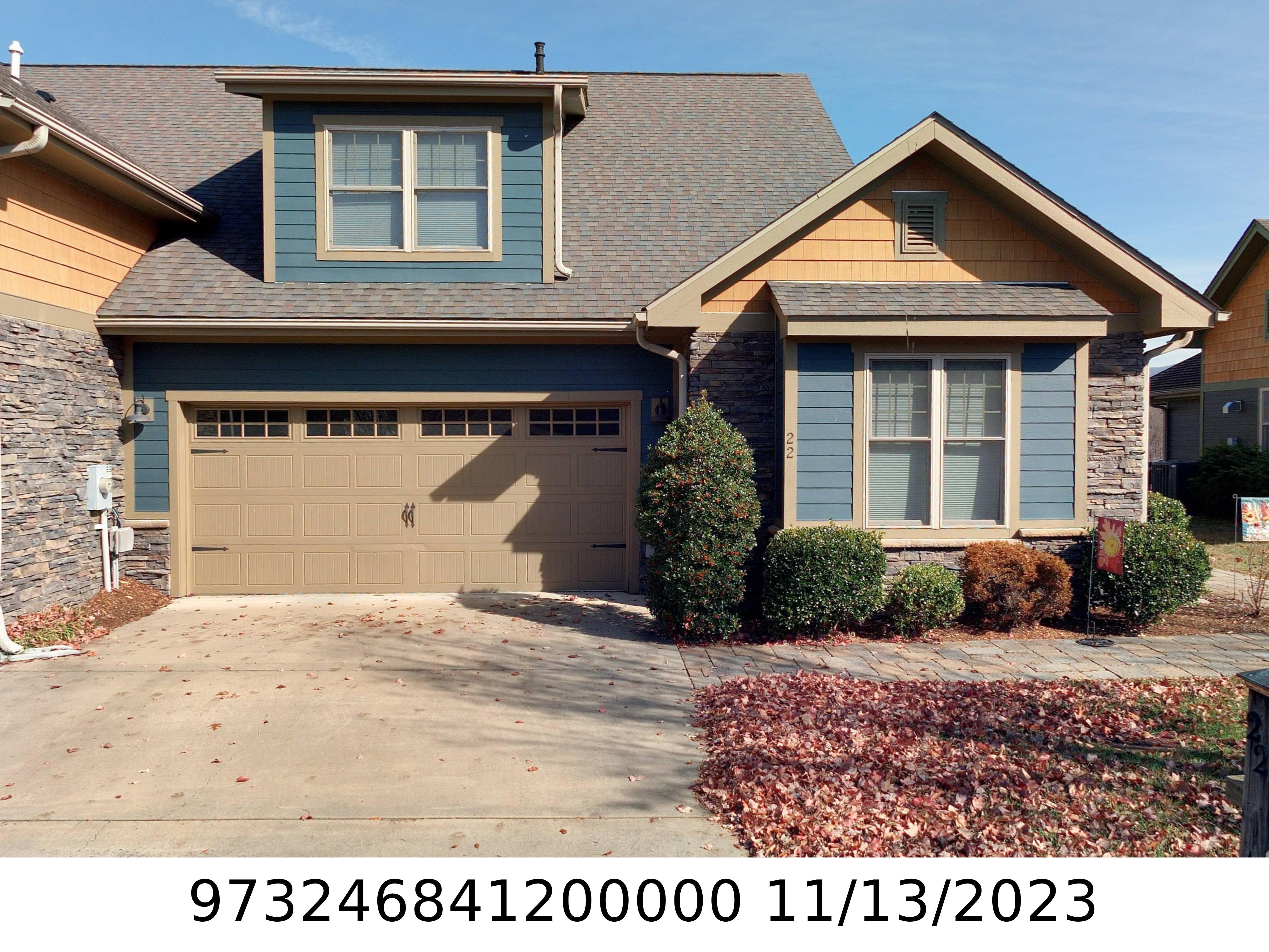 A picture of the property located at 22 CRAFTSMAN VIEW DR, ASHEVILLE NC 28804.