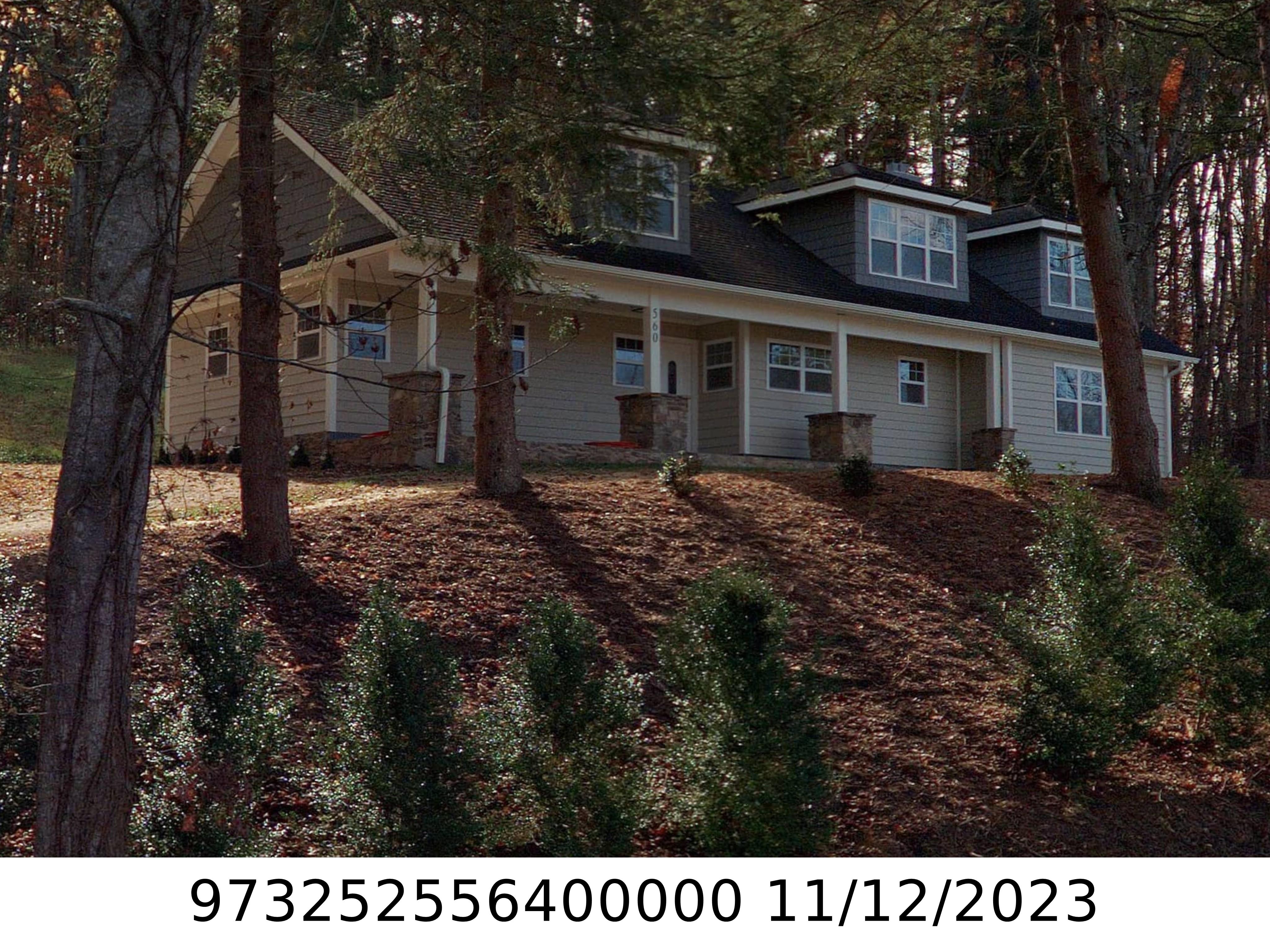 A picture of the property located at 560 AIKEN RD, ASHEVILLE NC 28804.