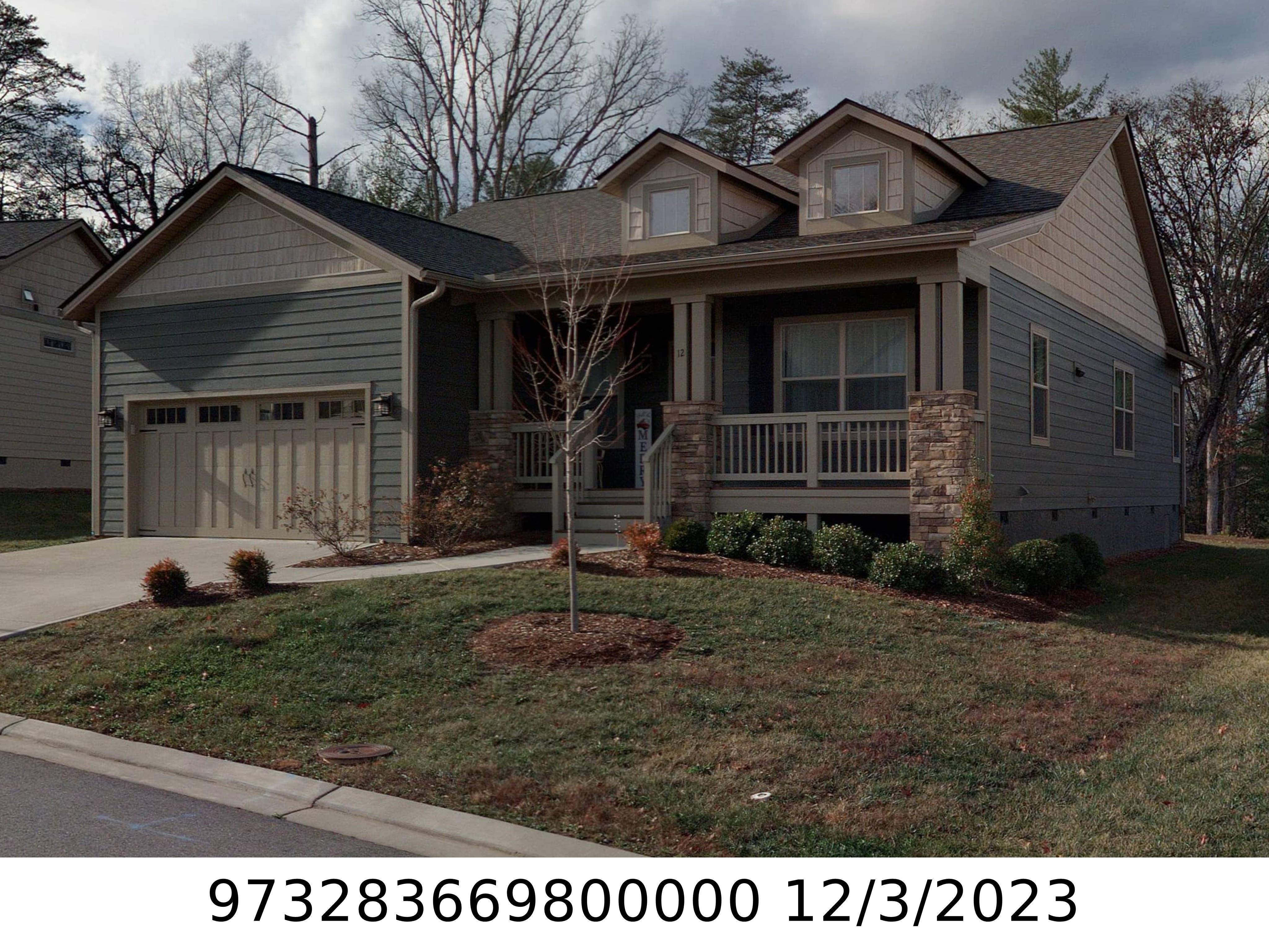 A picture of the property located at 12 SENECA ST, ASHEVILLE NC 28804.