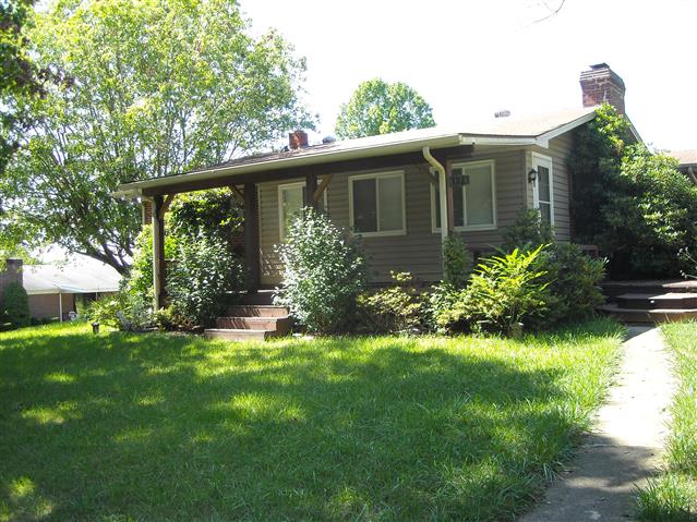 A picture of the property located at 174 AIKEN RD, ASHEVILLE NC 28804.