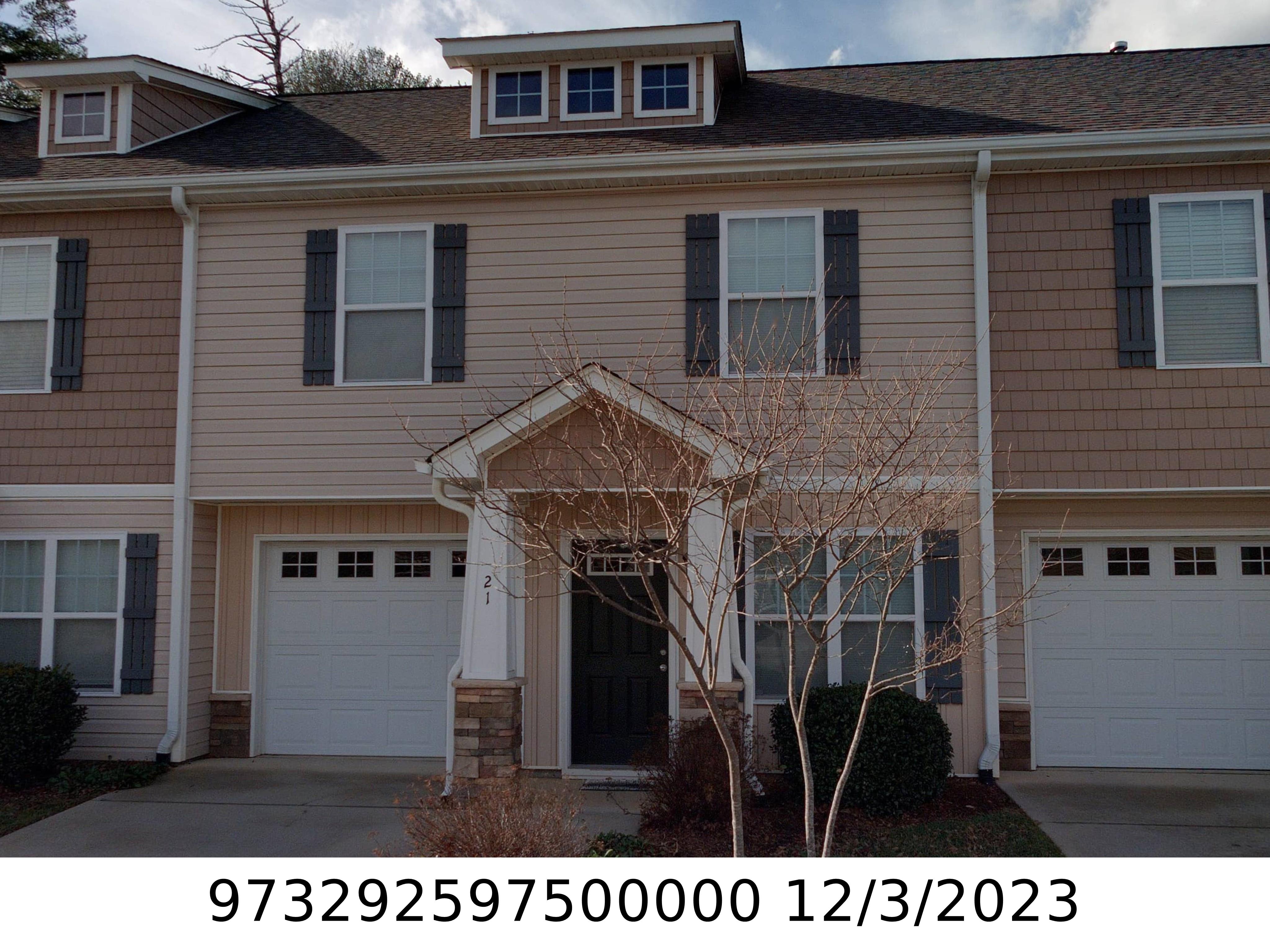 A picture of the property located at 21 BARNETT SHOALS DR, WEAVERVILLE NC 28787.