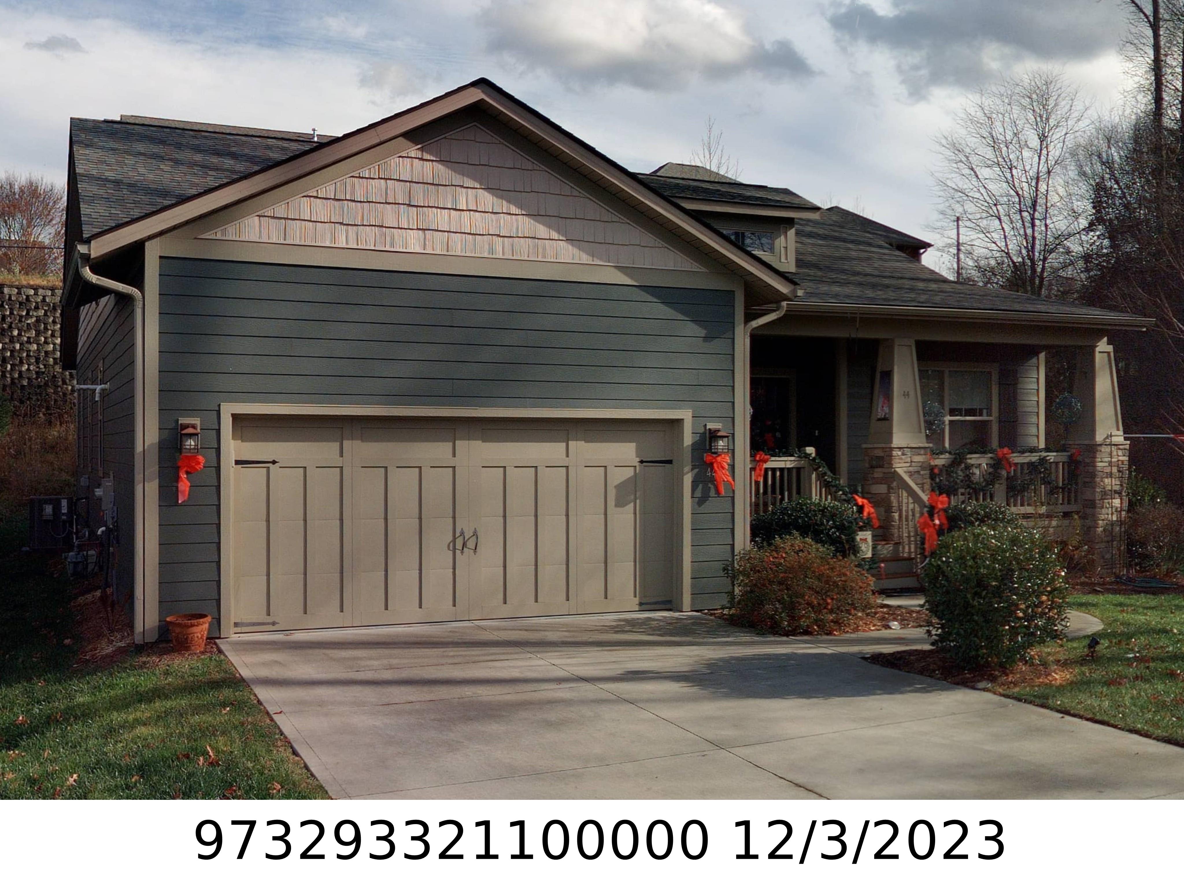 A picture of the property located at 44 SANDSTONE DR, WEAVERVILLE NC 28787.