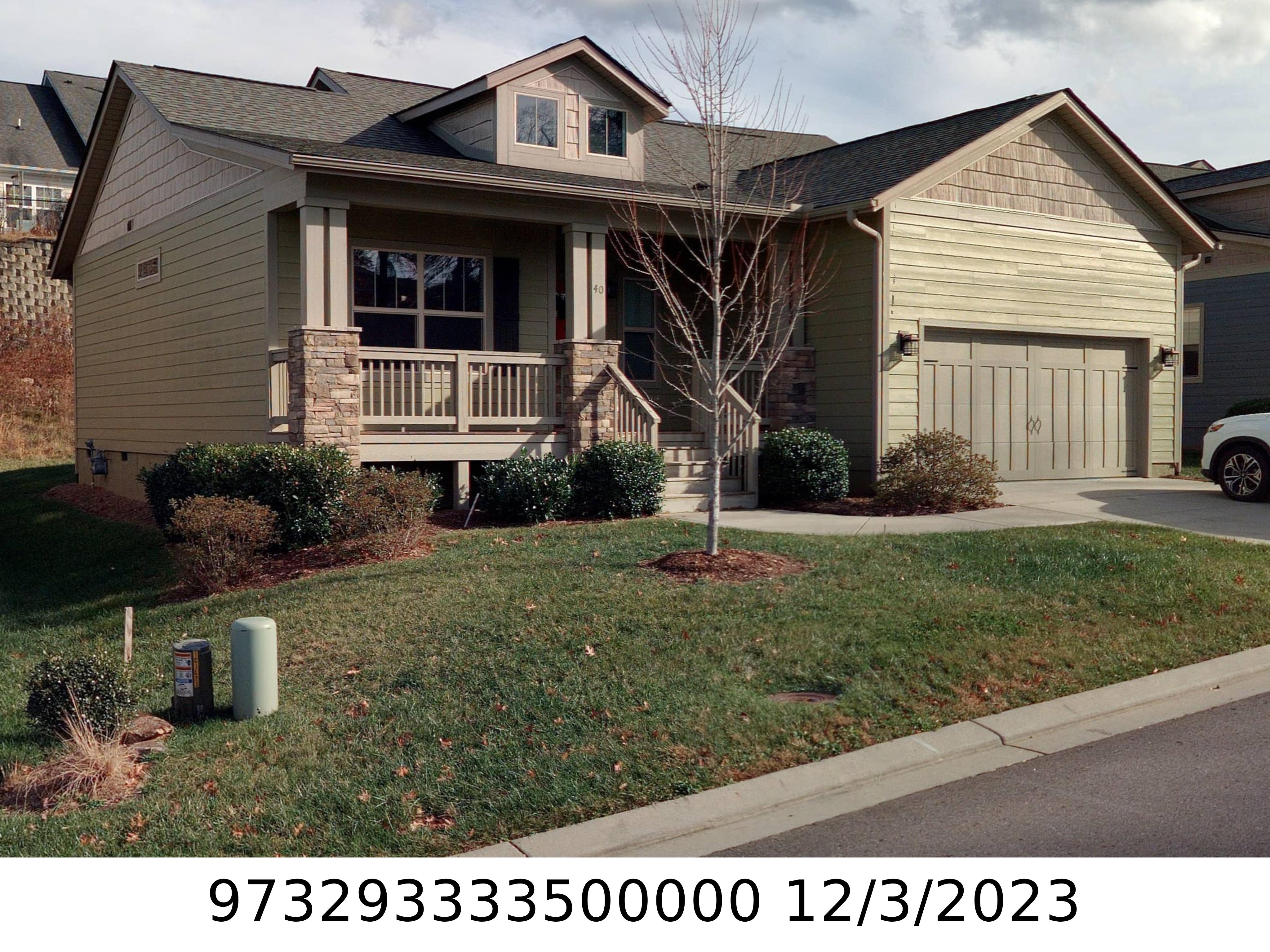 A picture of the property located at 40 SANDSTONE DR, WEAVERVILLE NC 28787.