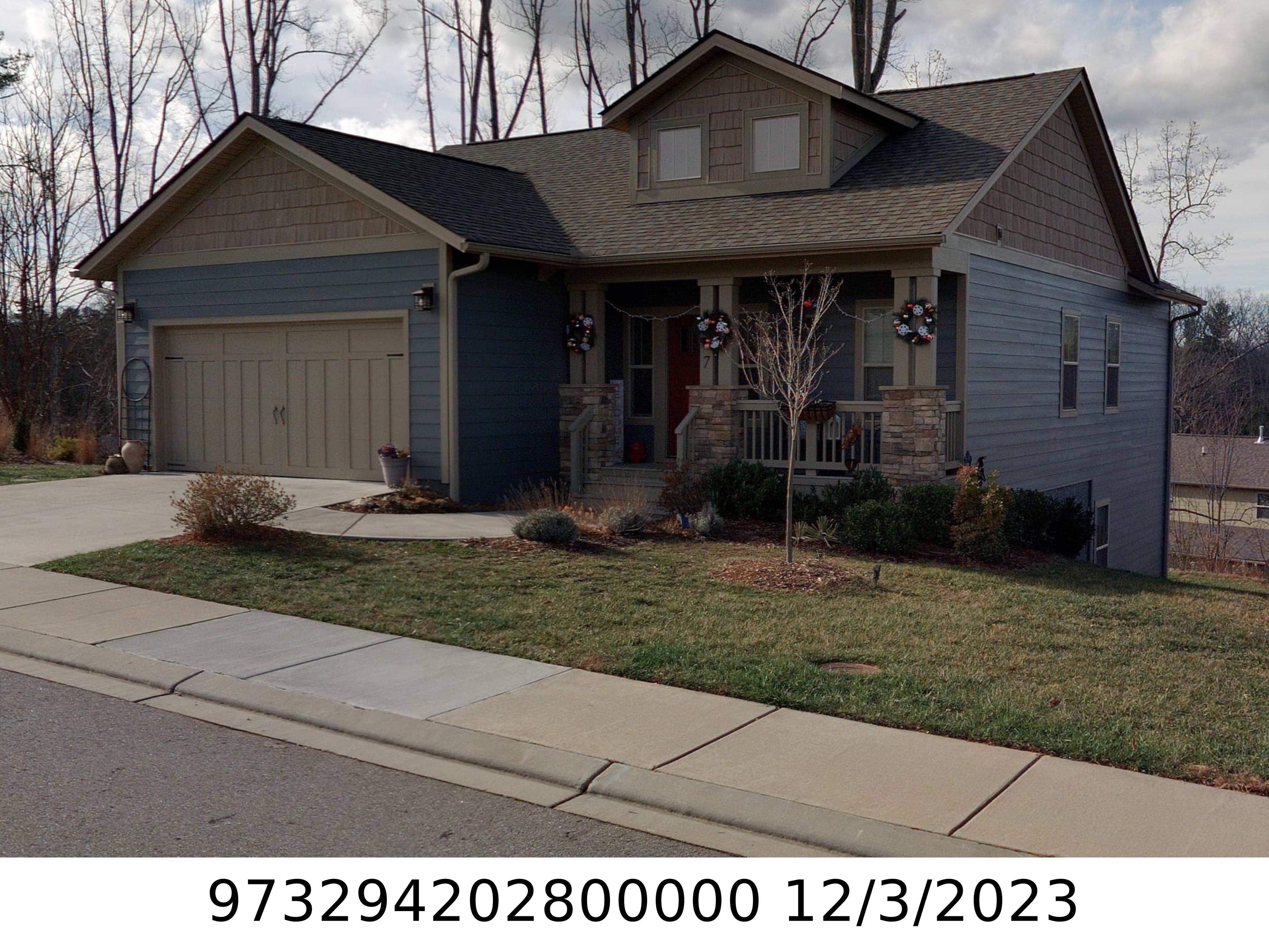 A picture of the property located at 7 SANDSTONE DR, WEAVERVILLE NC 28787.