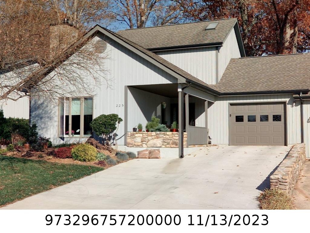 A picture of the property located at 225 KYFIELDS, WEAVERVILLE NC 28787.