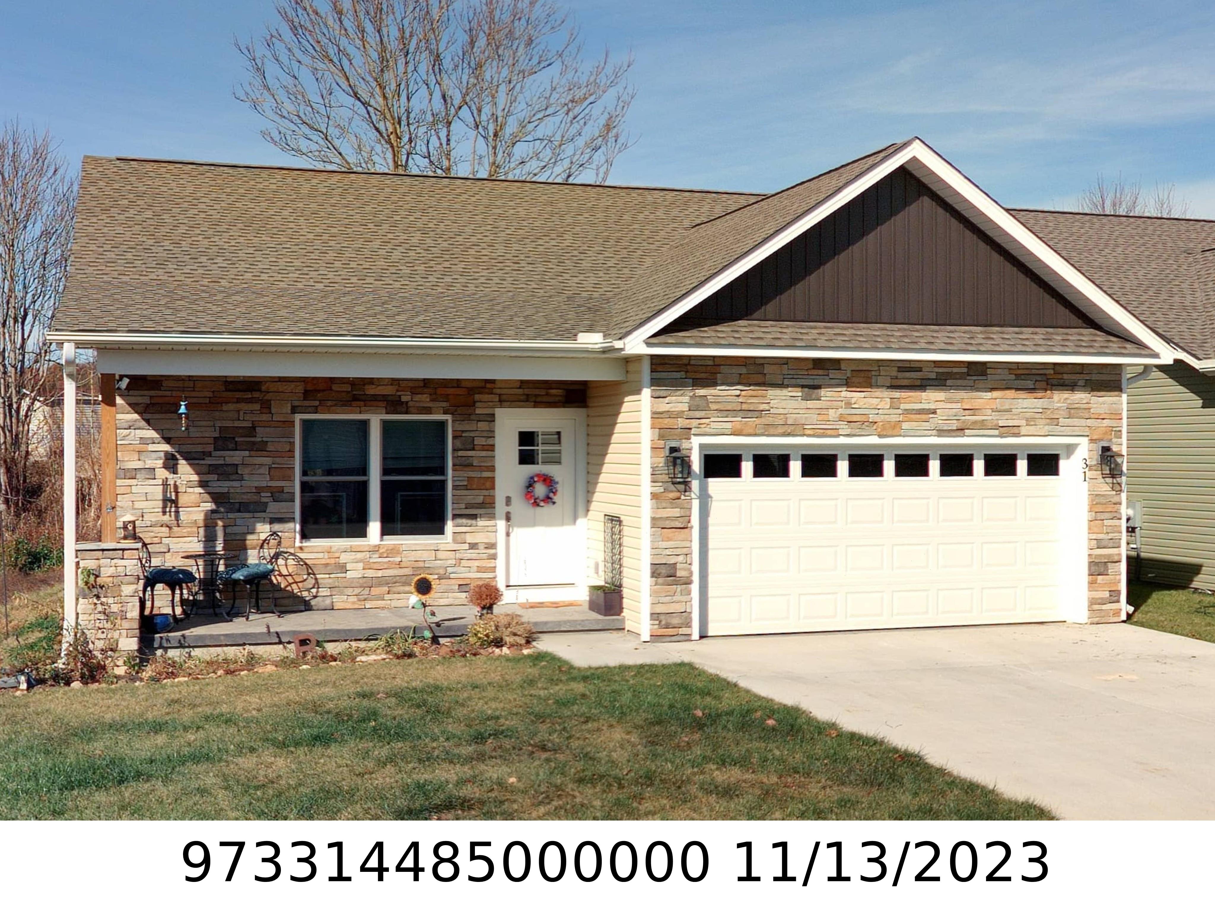 A picture of the property located at 31 SAGE CREST LOOP, WEAVERVILLE NC 28787.