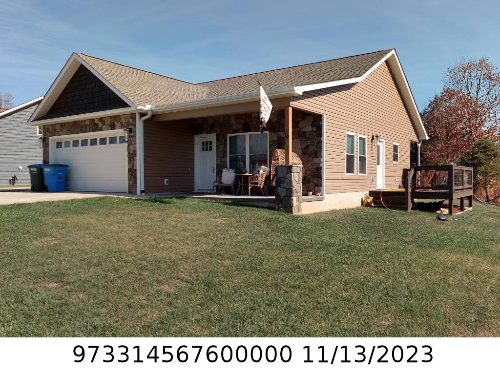 A picture of the property located at 36 SAGE CREST LOOP, WEAVERVILLE NC 28787.