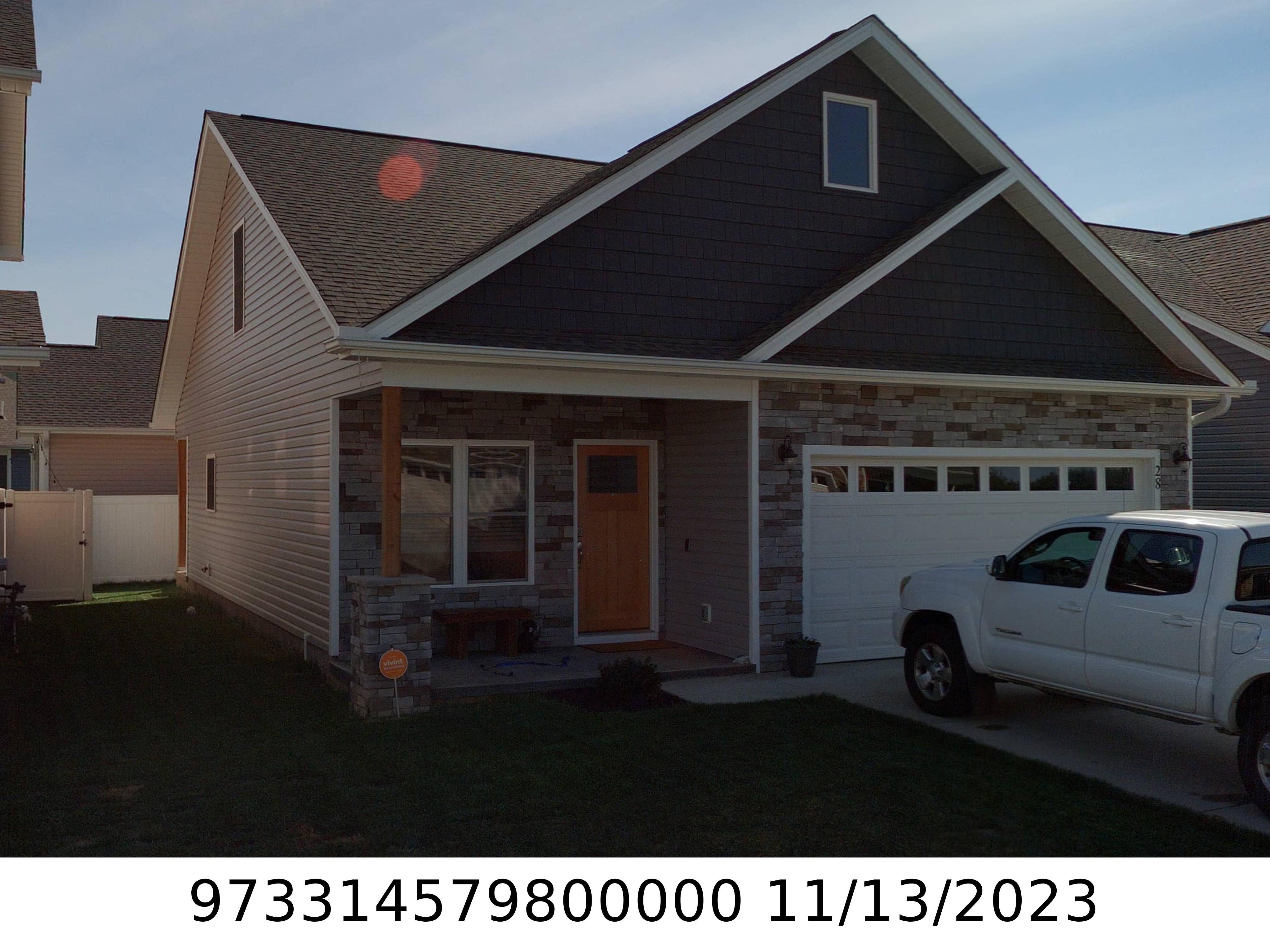 A picture of the property located at 28 SAGE CREST LOOP, WEAVERVILLE NC 28787.