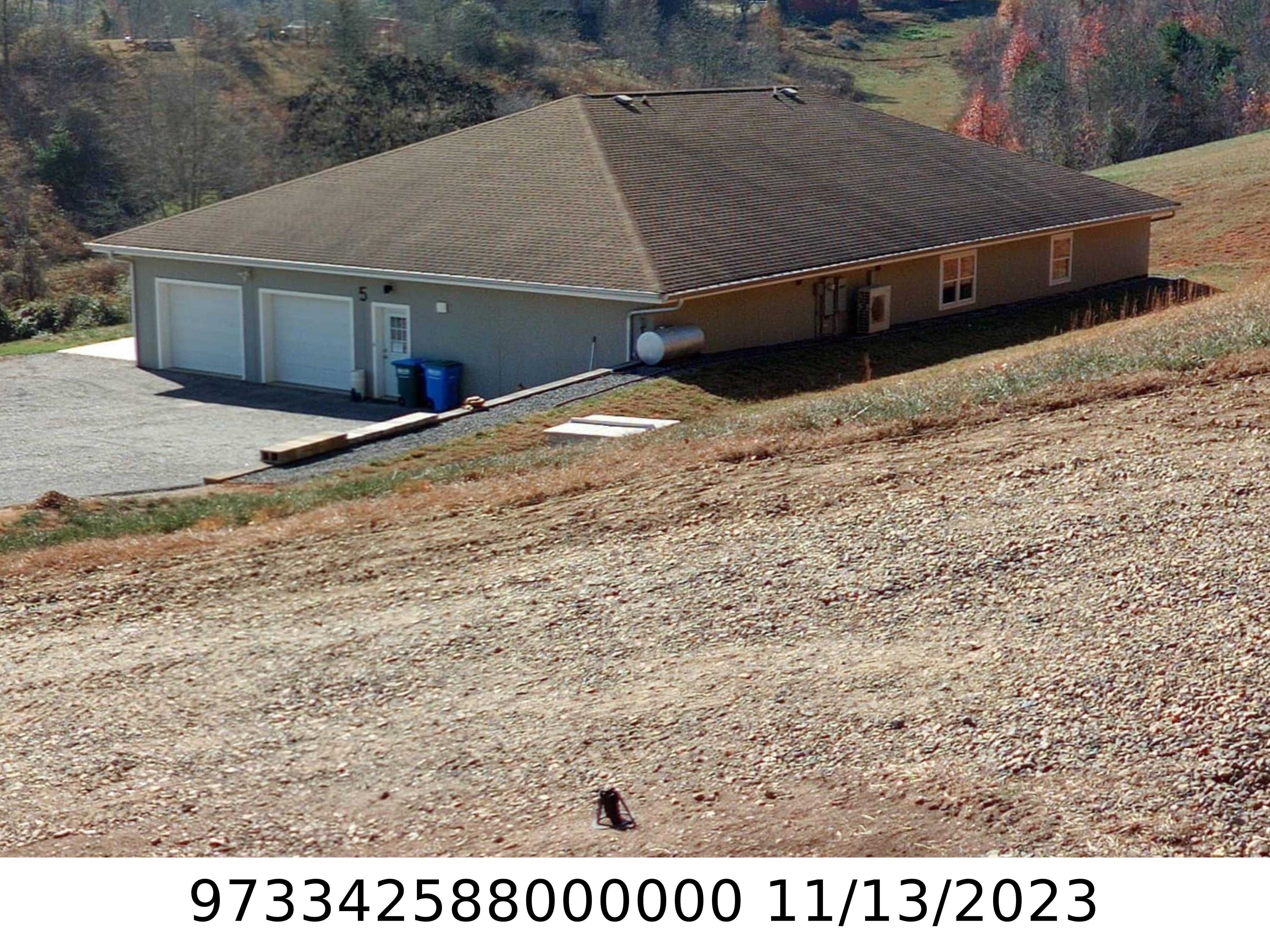 A picture of the property located at 5 E ROLLING MEADOWS LN, WEAVERVILLE NC 28787.