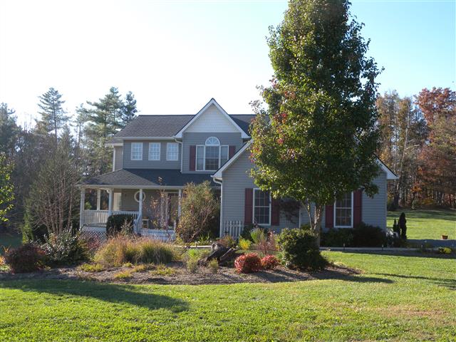 A picture of the property located at 45 JEWELS LN, WEAVERVILLE NC 28787.