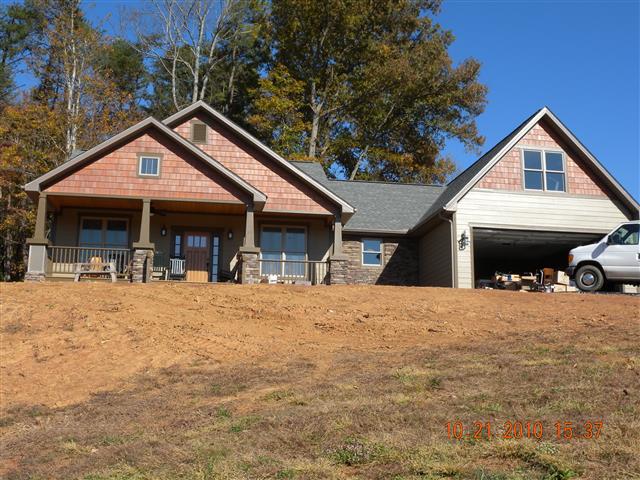 A picture of the property located at 25 WILLOW BRANCH LN, WEAVERVILLE NC 28787.
