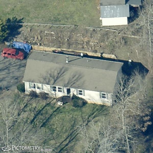 A picture of the property located at 114 LEONARDS LN, WEAVERVILLE NC 28787.