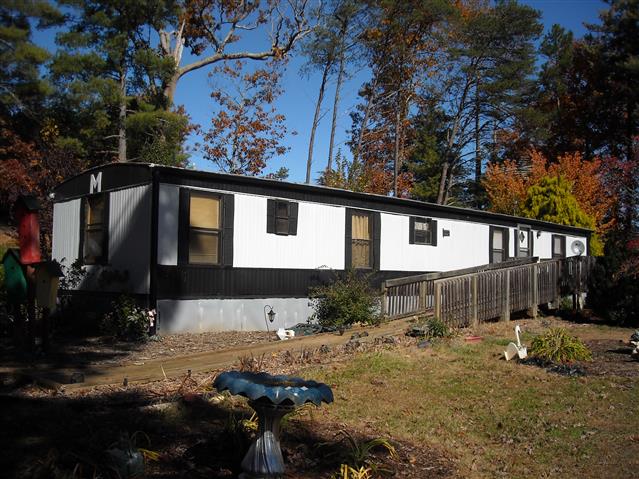 A picture of the property located at 69 ENGLISH LN, WEAVERVILLE NC 28787.