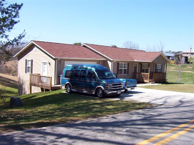 A picture of the property located at 4 QUICK SILVER RD, WEAVERVILLE NC 28787.