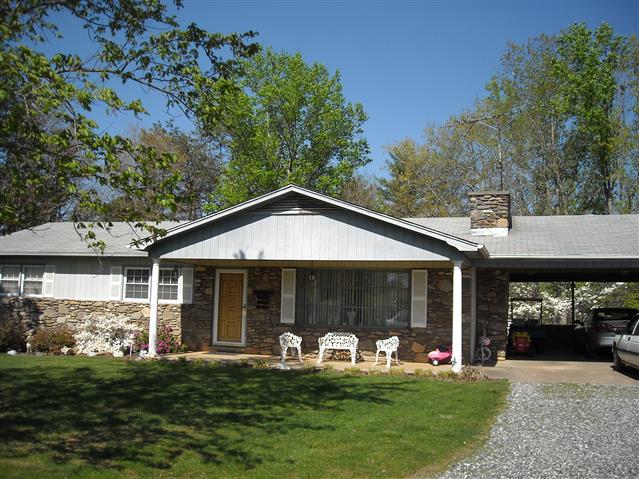 A picture of the property located at 32 NETA LN, WEAVERVILLE NC 28787.