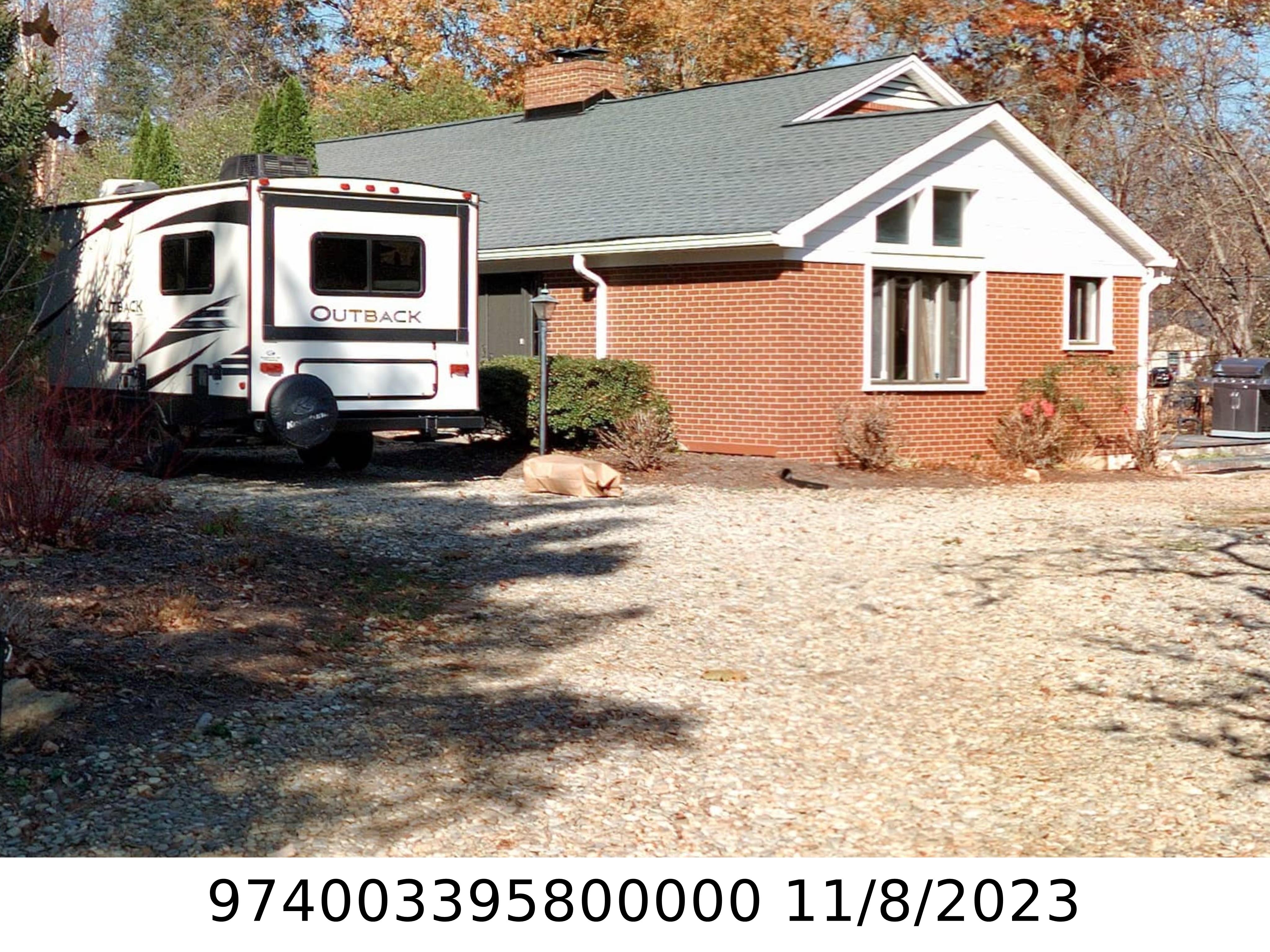 A picture of the property located at 3 BAIRD LN, ASHEVILLE NC 28804.