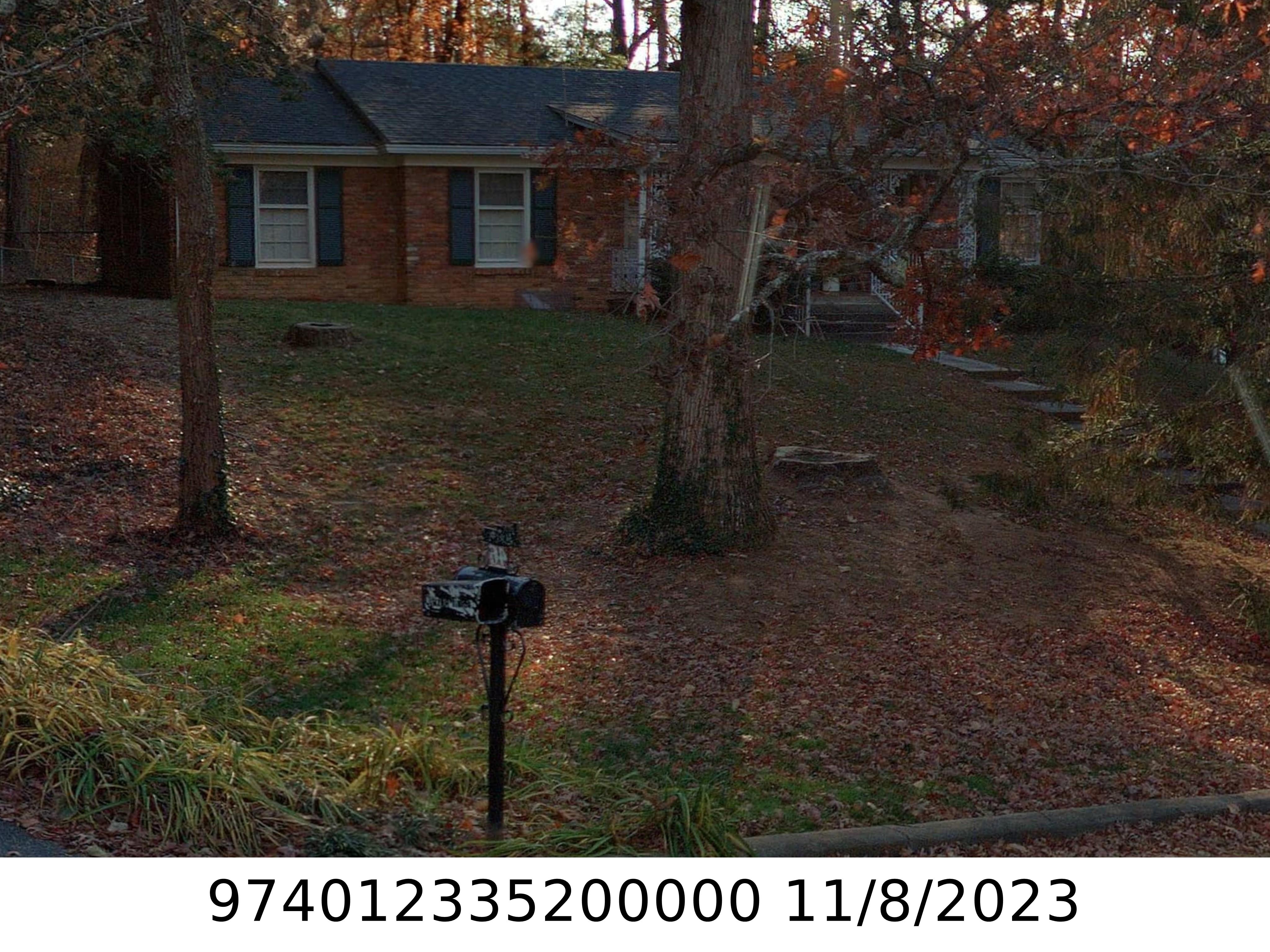 A picture of the property located at 50 GREENLEAF CIR, ASHEVILLE NC 28804.