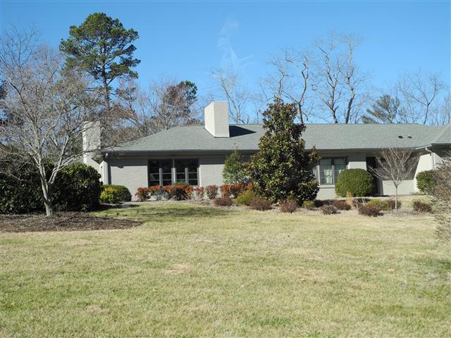 A picture of the property located at 21 PINE TREE CIR, ASHEVILLE NC 28804.