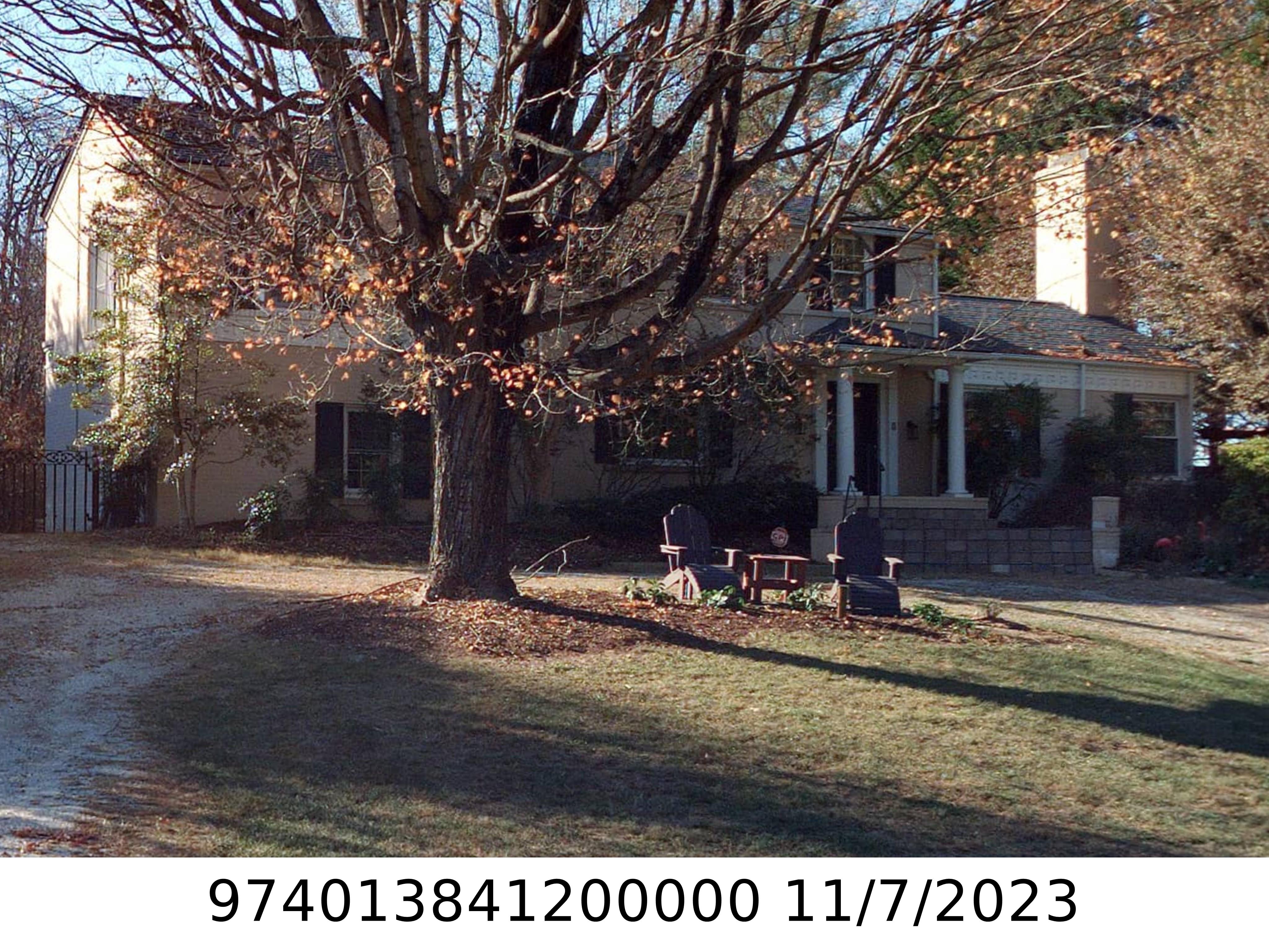 A picture of the property located at 5 PINE TREE CIR, ASHEVILLE NC 28804.