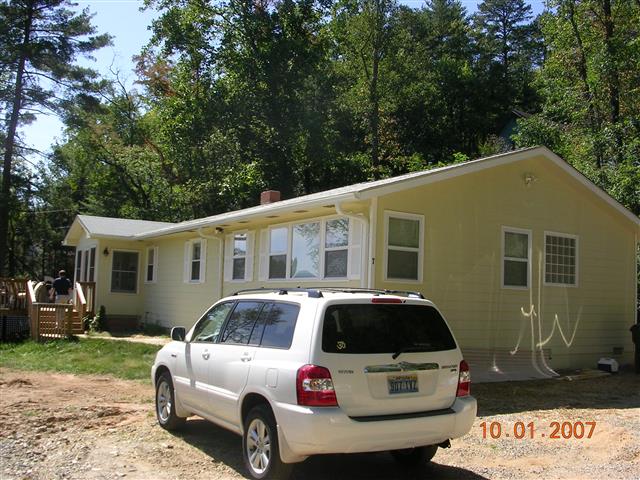 A picture of the property located at 7 SANDON CIR, ASHEVILLE NC 28804.